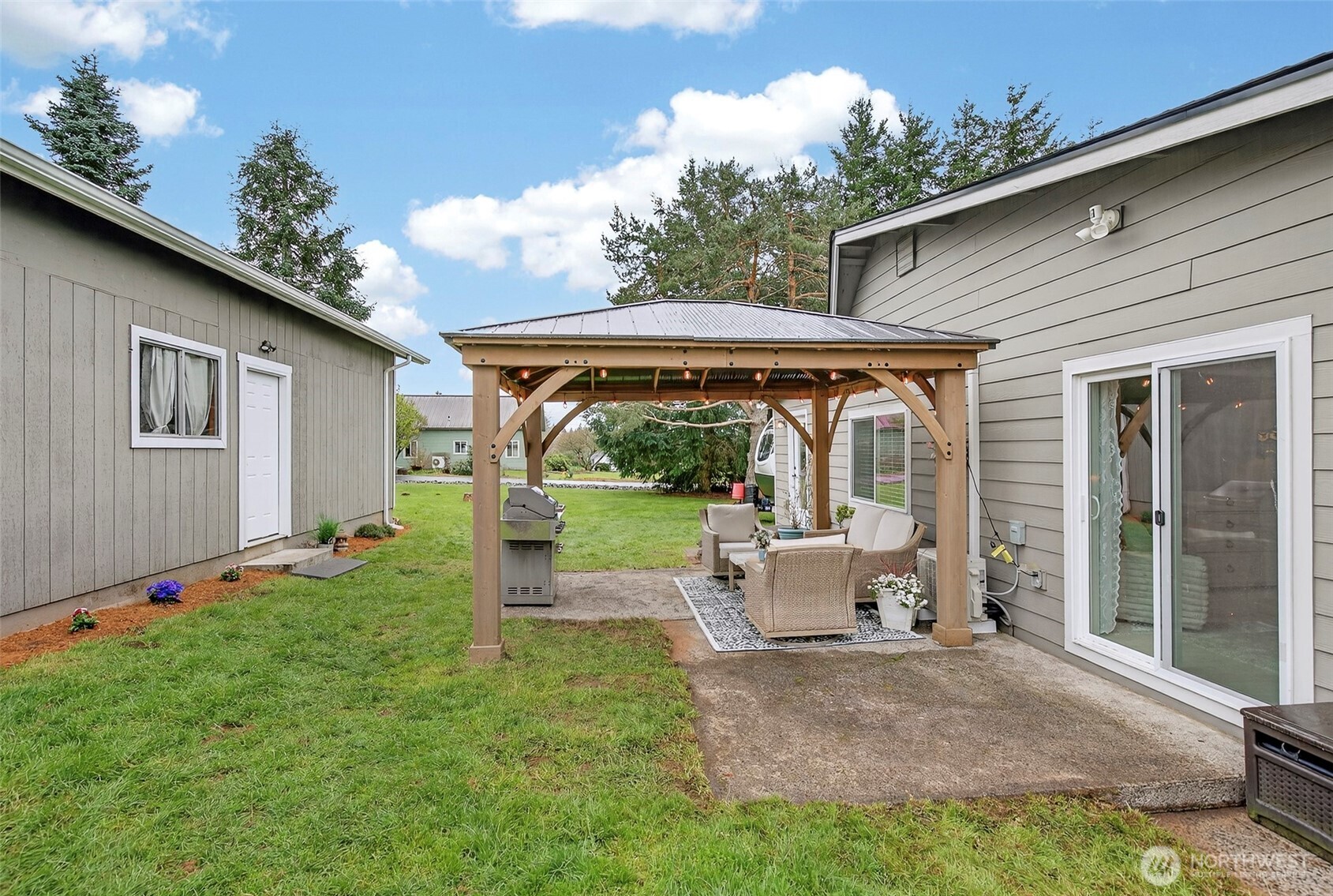 615 NE 257th Avenue , Camas, WA 98607