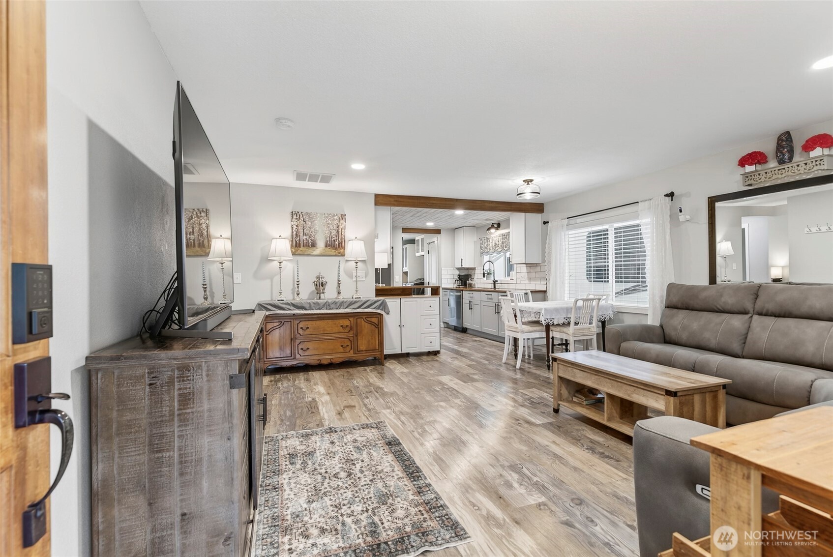 615 NE 257th Avenue , Camas, WA 98607