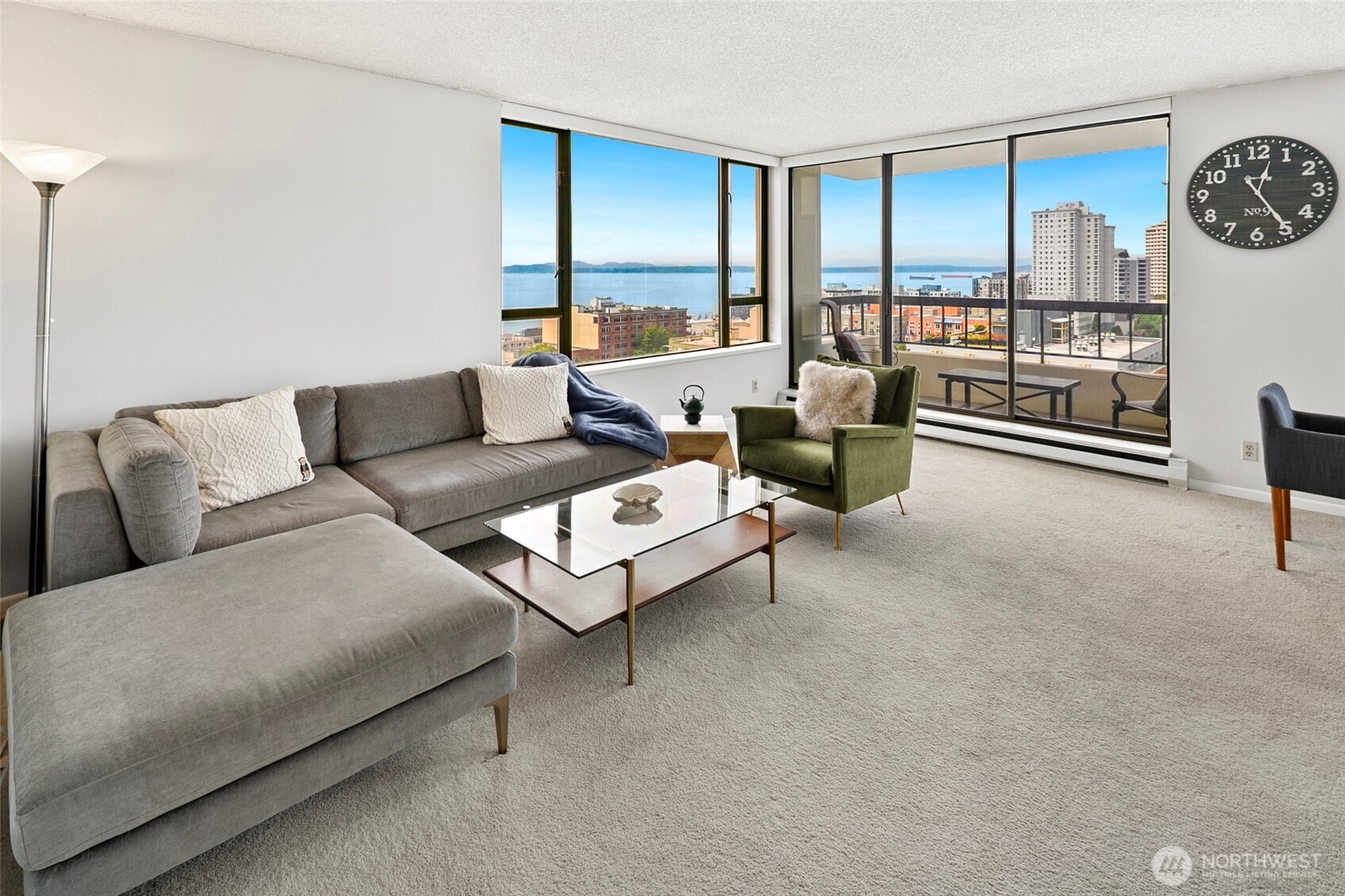 2201 3rd Avenue #1404, Seattle, WA 98121