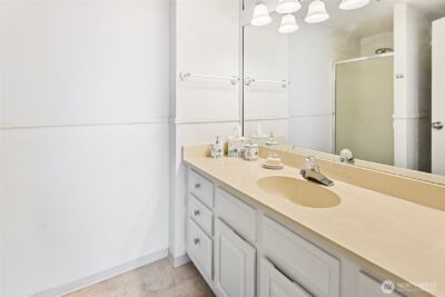 2201 3rd Avenue #1404, Seattle, WA 98121 - Photo 16