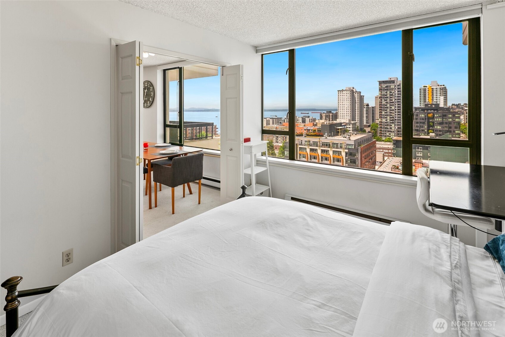 2201 3rd Avenue #1404, Seattle, WA 98121