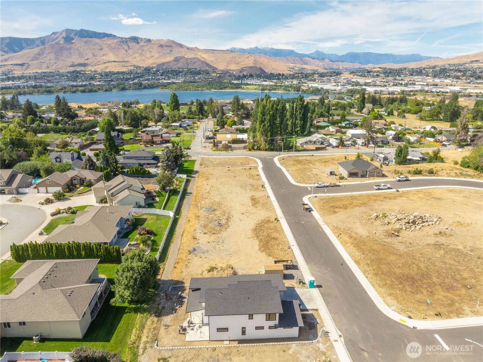 116 Chadwick (Lot 8) Street NW, East Wenatchee, WA 98802