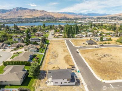 116 Chadwick (Lot 8) Street NW, East Wenatchee, WA 98802