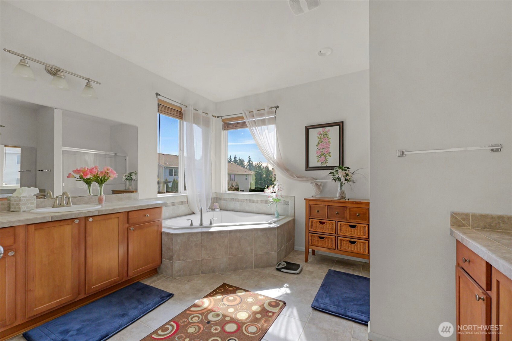 2209 164th Avenue Ct E, Lake Tapps, WA 98391