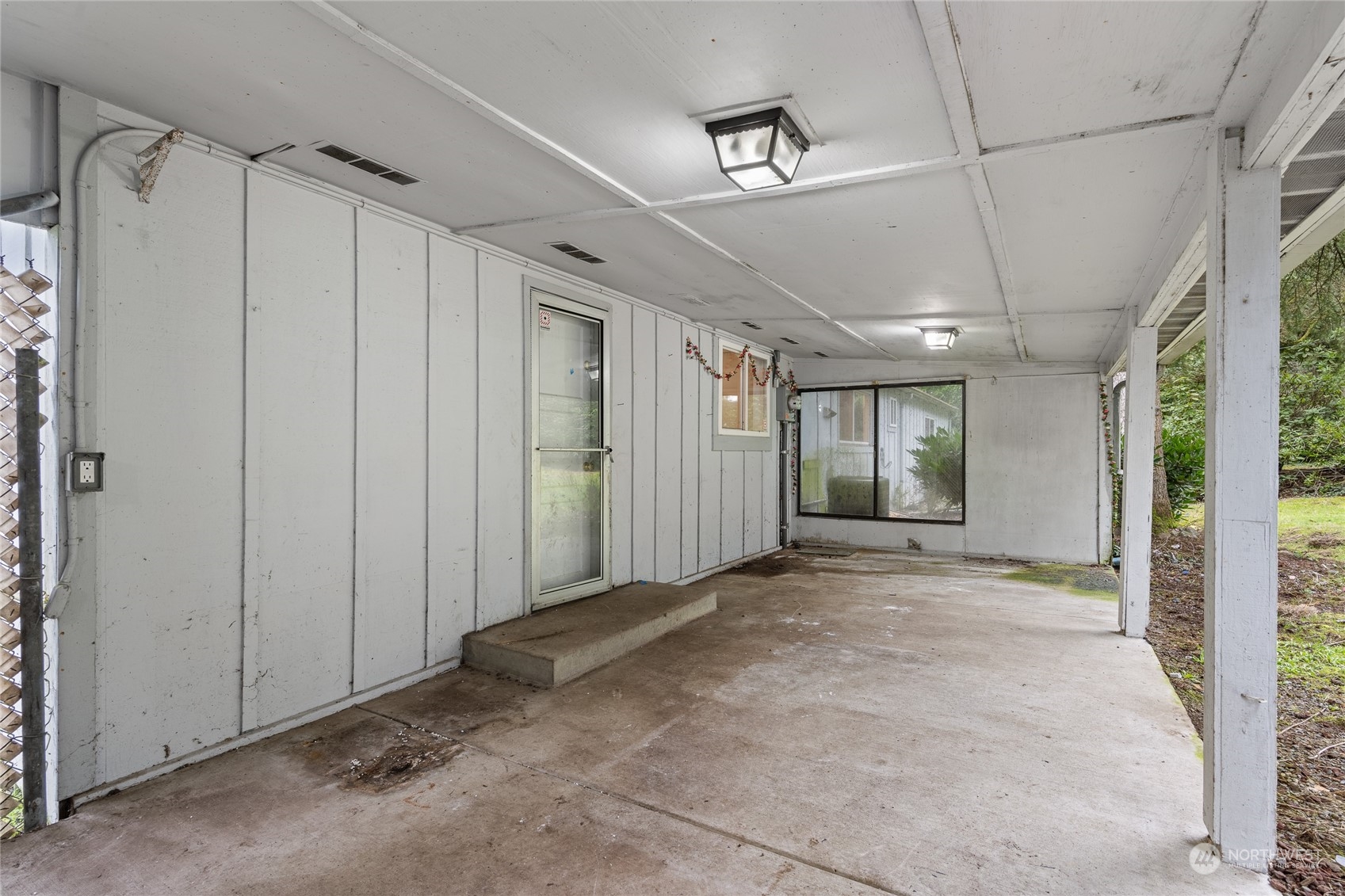 12624 Glenwood Avenue SW, Lakewood, WA 98499