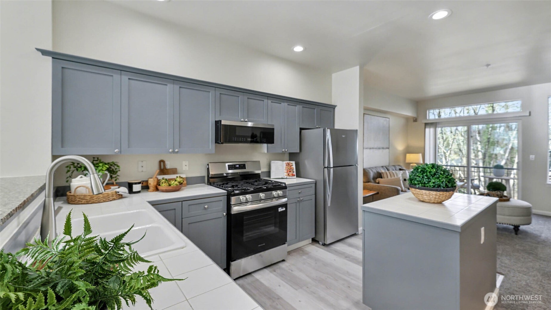 9217 122nd Court NE #B-117, Kirkland, WA 98033