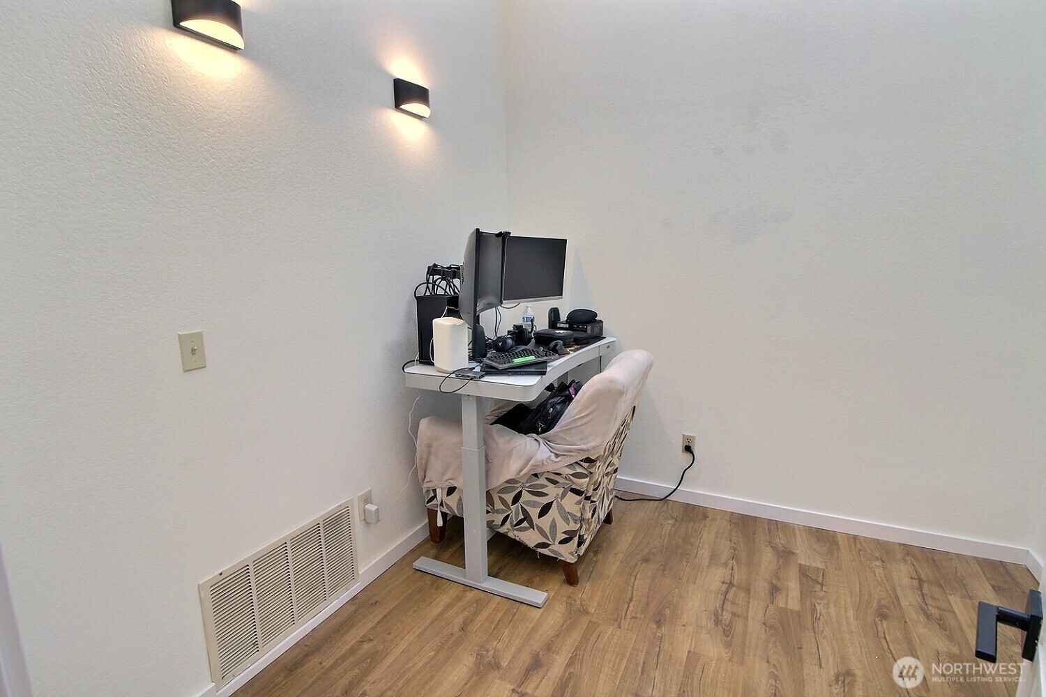 27720 128th Place SE, Kent, WA 98030