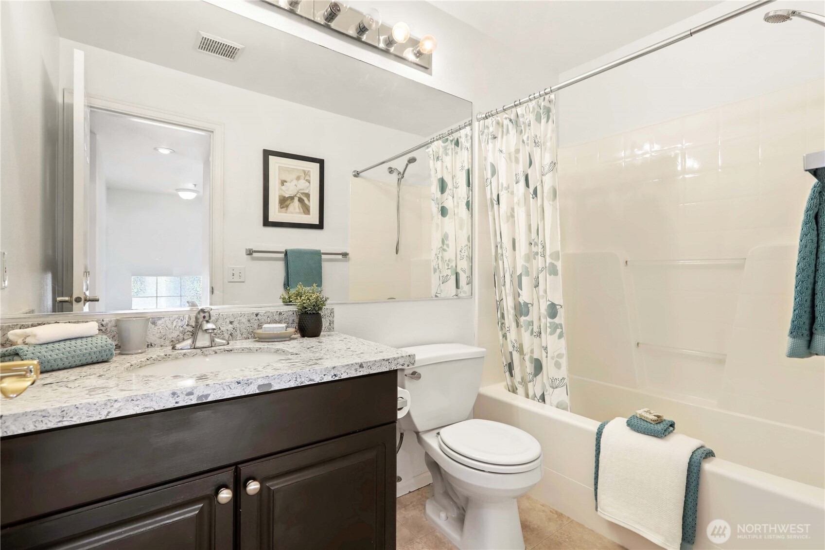 13000 Admiralty Way #G101, Everett, WA 98204