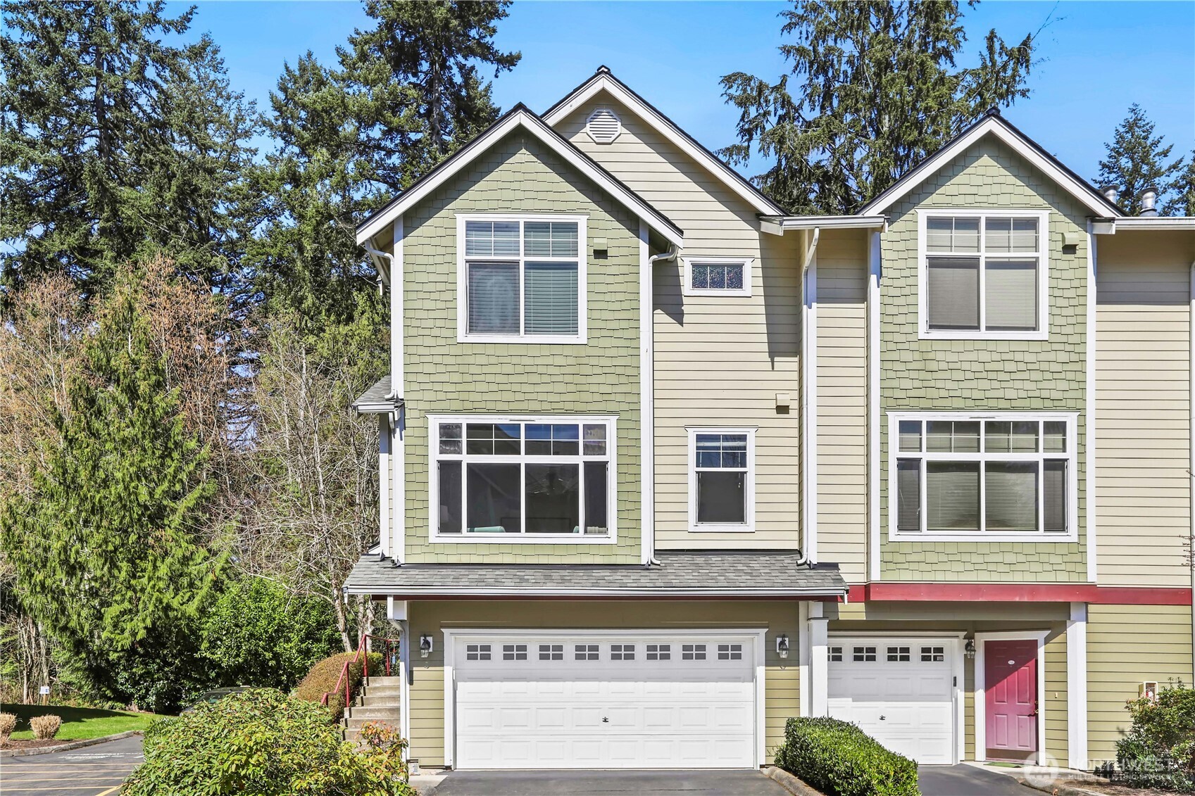 13000 Admiralty Way #G101, Everett, WA 98204