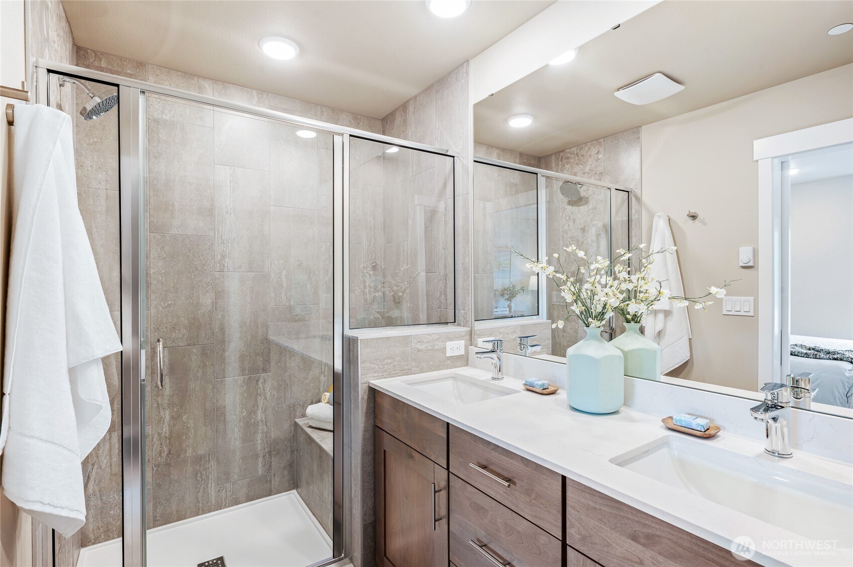 1322 194th Street SE #B6, Bothell, WA 98012