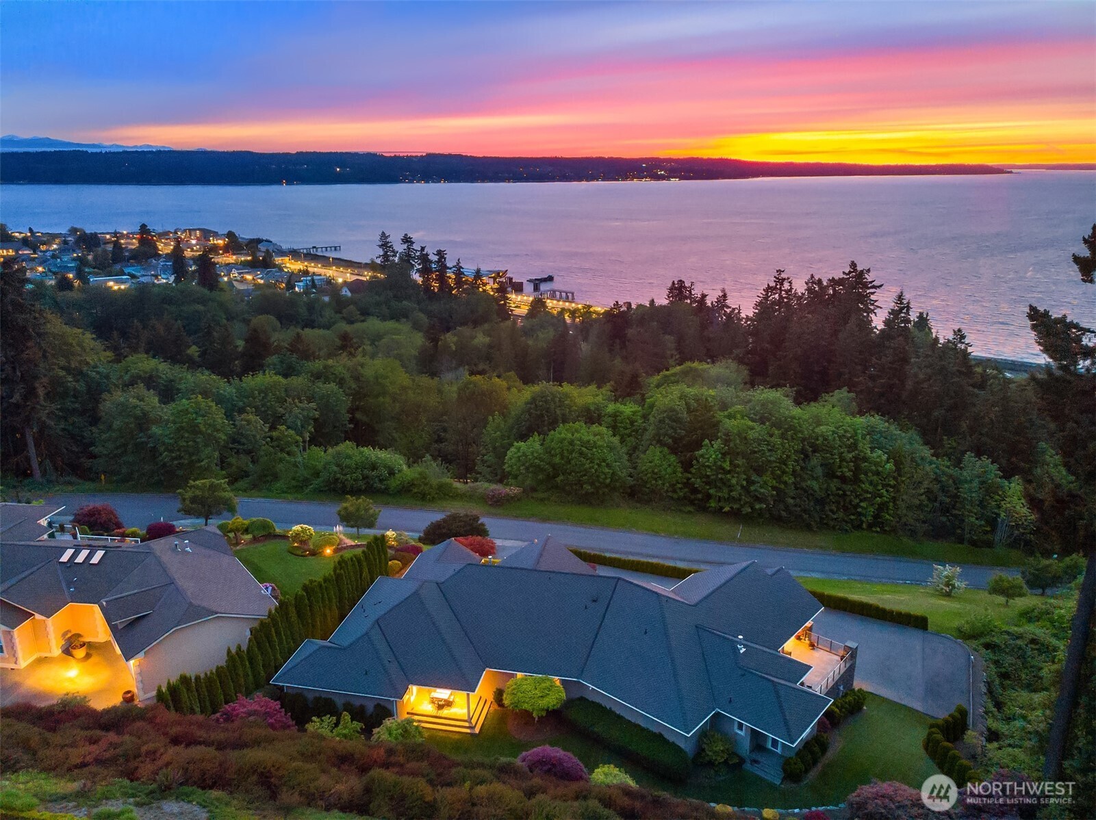 1443 Scurlock Lane , Mukilteo, WA 98275-1734