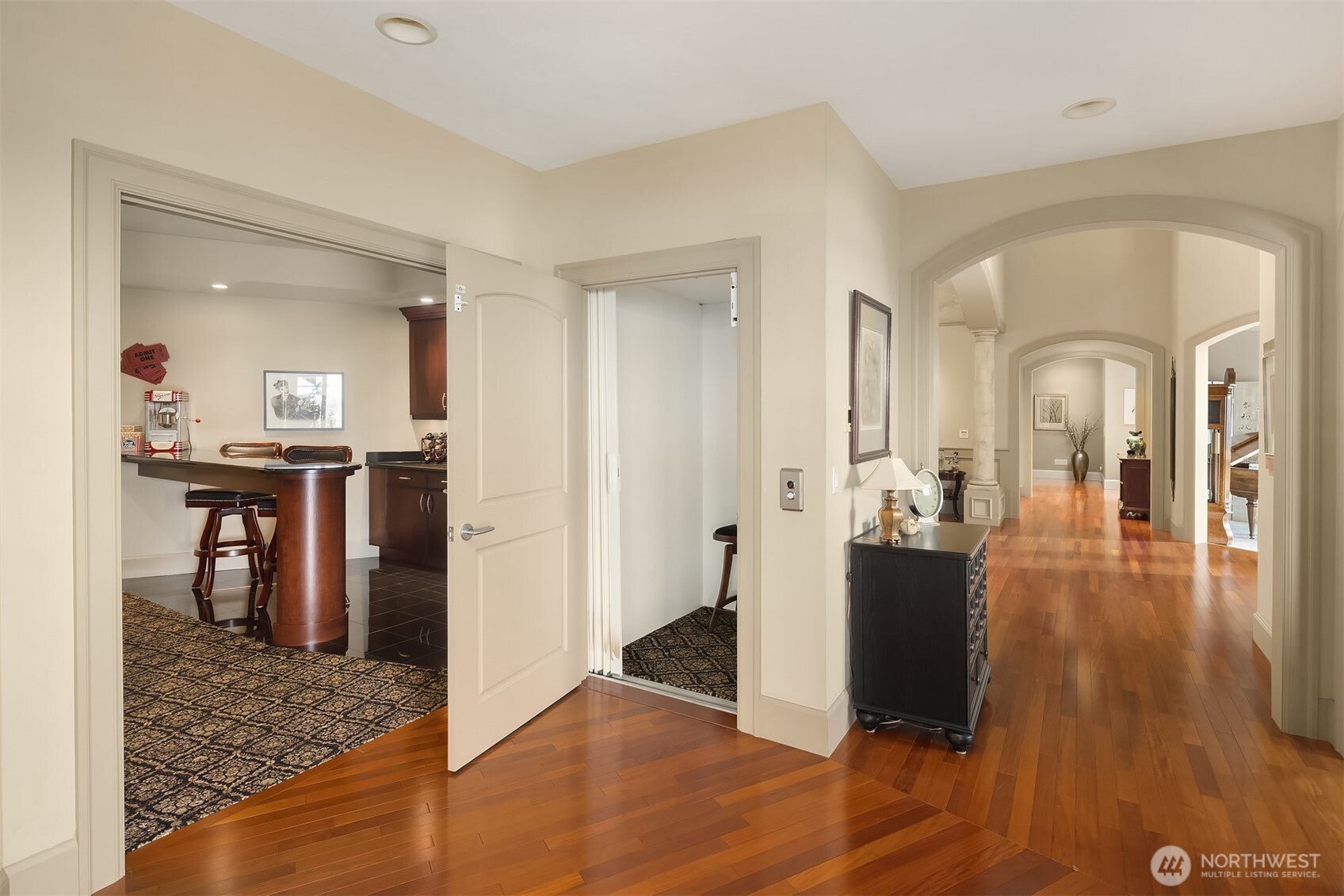 1443 Scurlock Lane , Mukilteo, WA 98275-1734