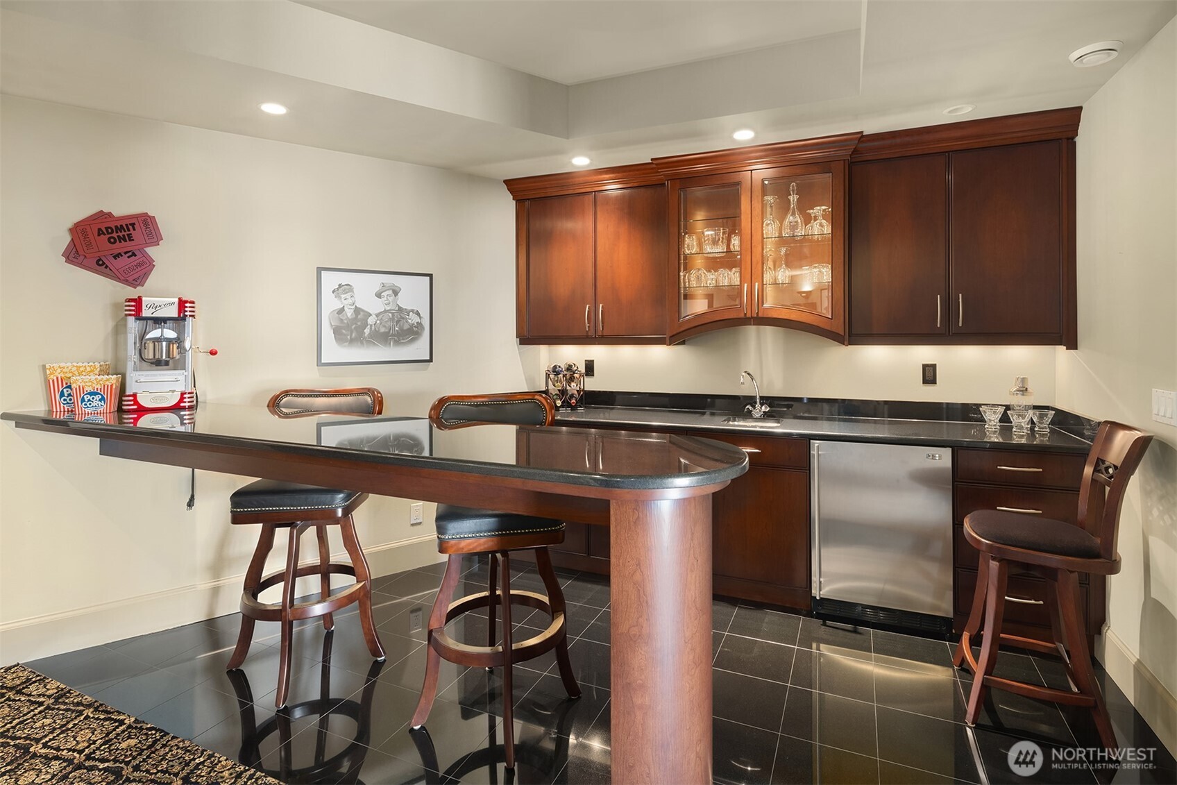 1443 Scurlock Lane , Mukilteo, WA 98275-1734