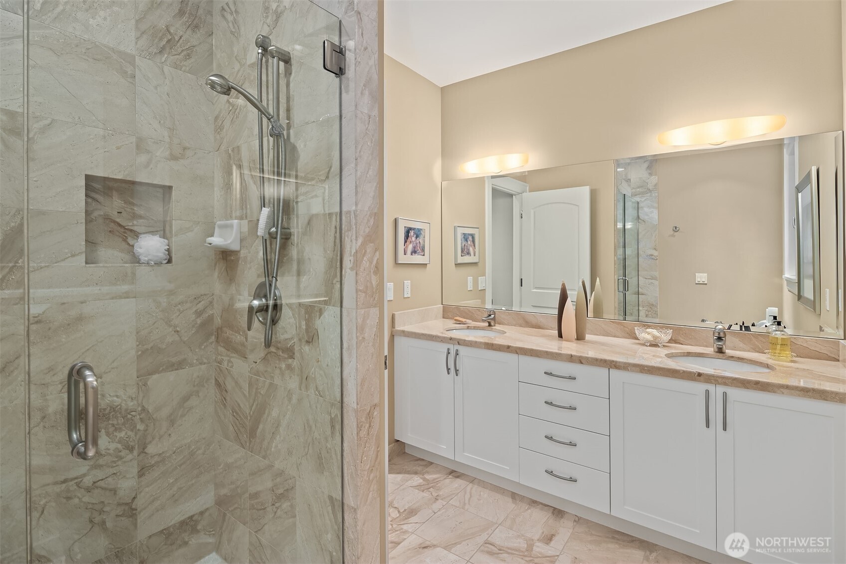 1443 Scurlock Lane , Mukilteo, WA 98275-1734