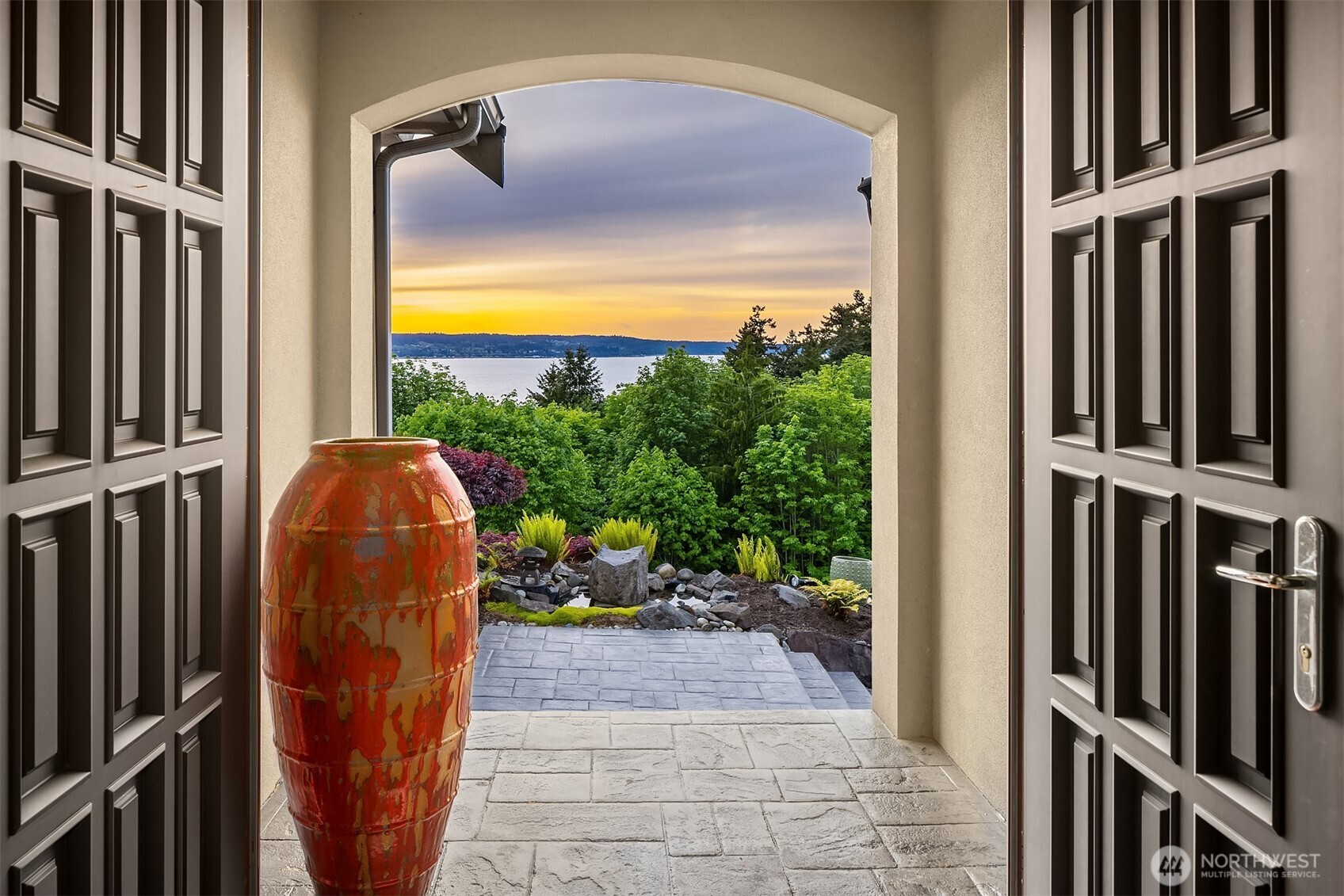 1443 Scurlock Lane , Mukilteo, WA 98275-1734