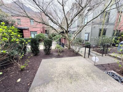 1200 Bellevue Way NE #104, Bellevue, WA 98004 - Photo 28