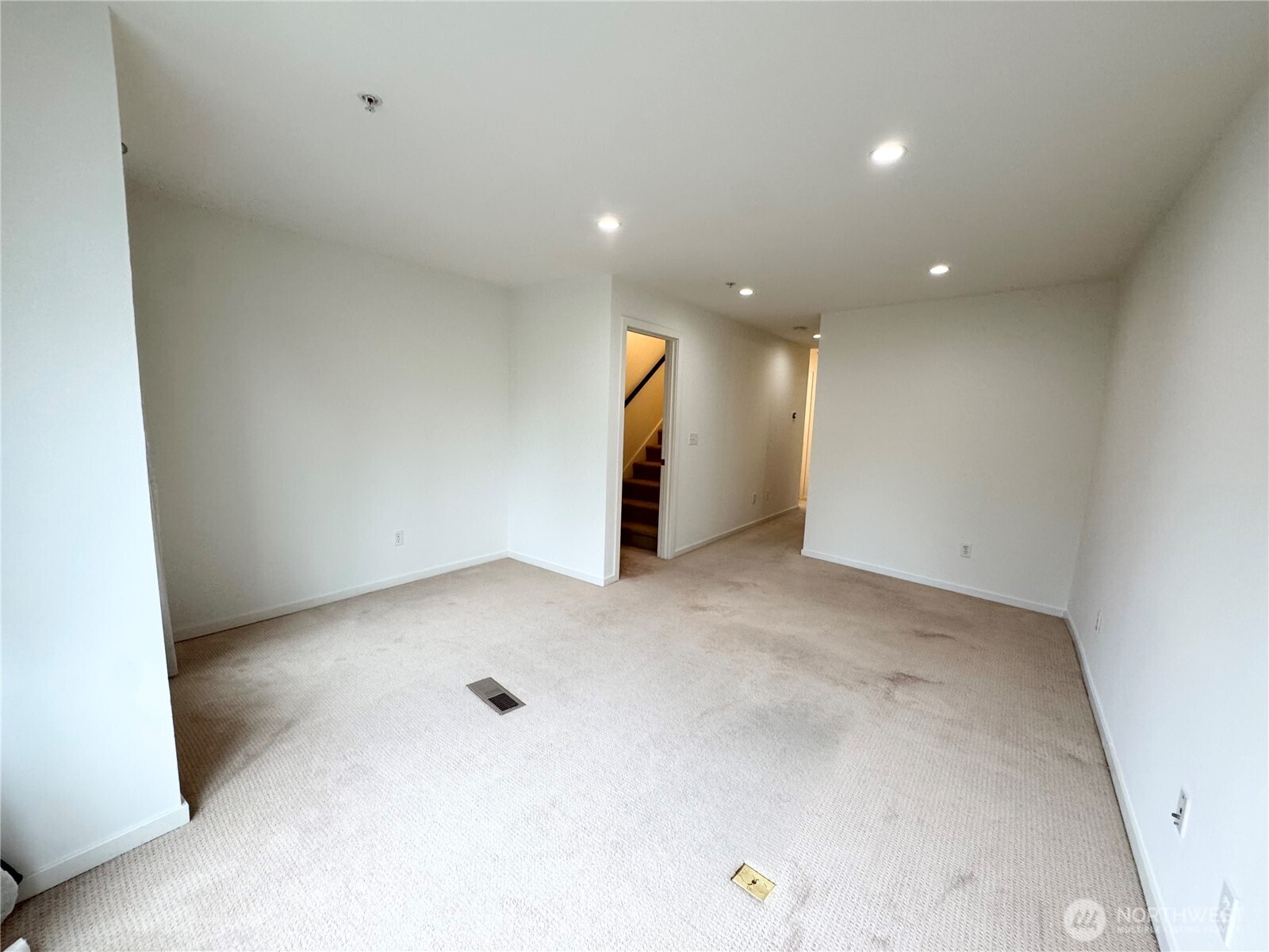 1200 Bellevue Way NE #104, Bellevue, WA 98004