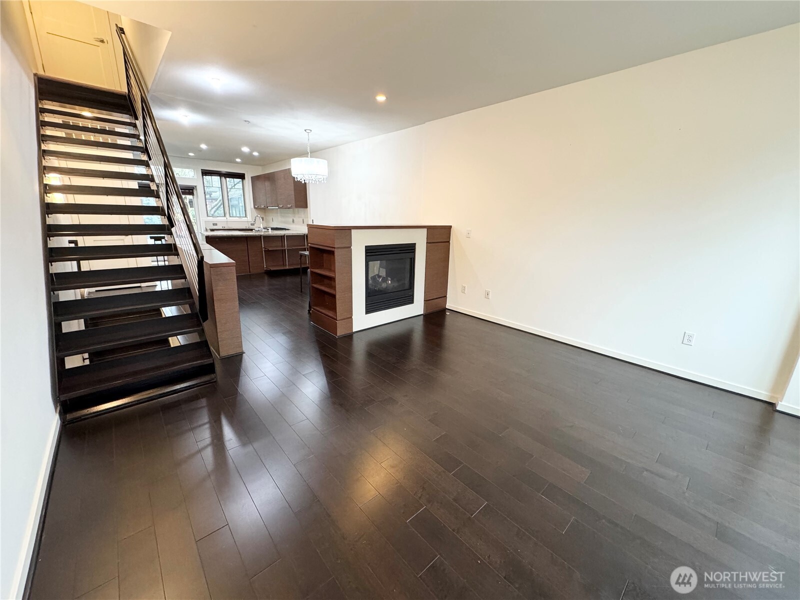 1200 Bellevue Way NE #104, Bellevue, WA 98004