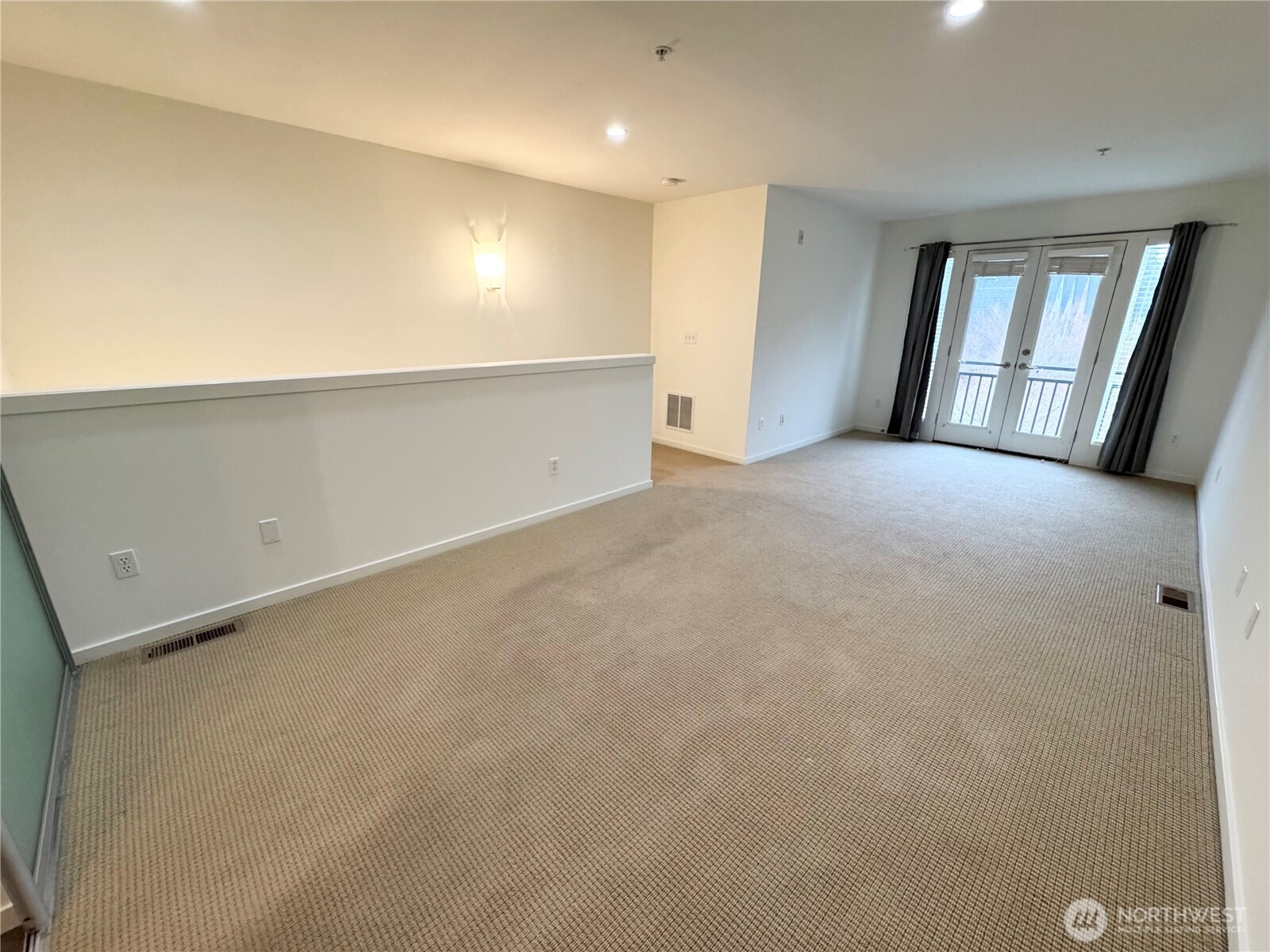 1200 Bellevue Way NE #104, Bellevue, WA 98004