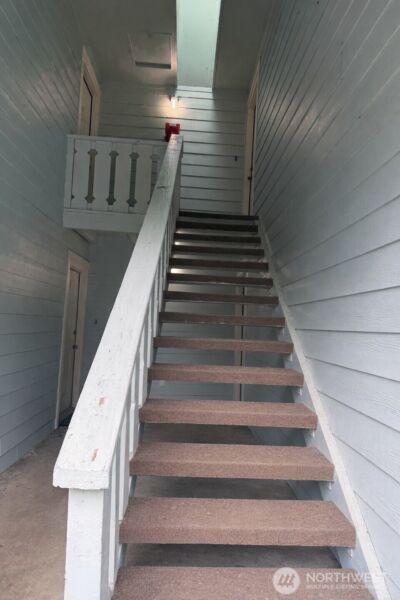 555 Sunset Avenue NE, Ocean Shores, WA 98569 - Photo 2