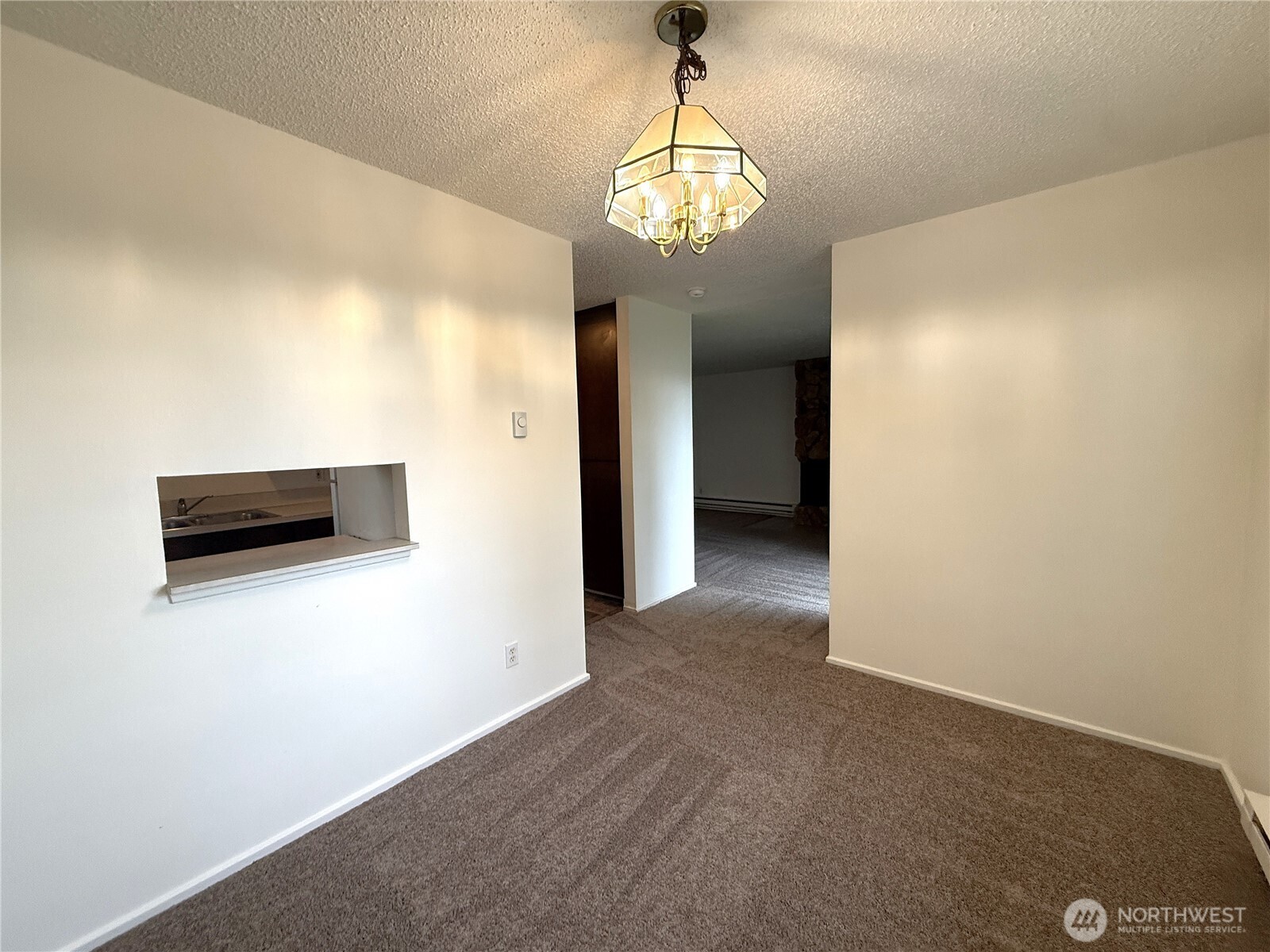 555 Sunset Avenue NE, Ocean Shores, WA 98569