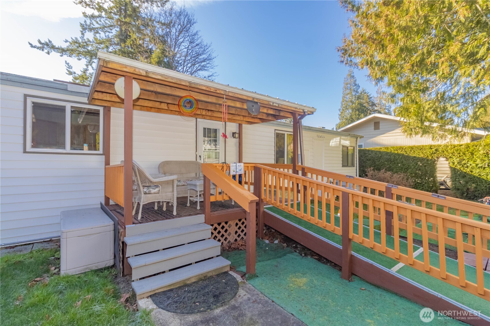 30961 E Lake Morton Drive SE, Kent, WA 98042