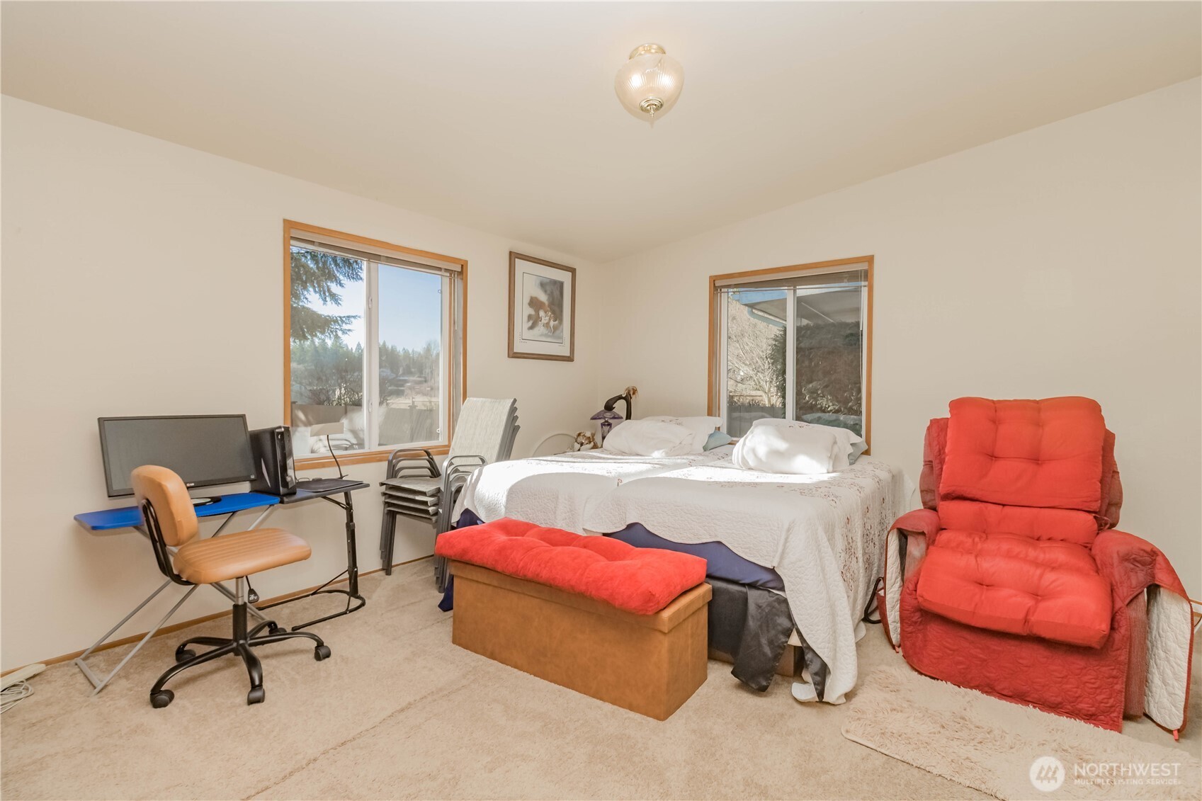 30961 E Lake Morton Drive SE, Kent, WA 98042