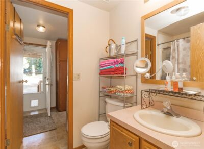 30961 E Lake Morton Drive SE, Kent, WA 98042 - Photo 24