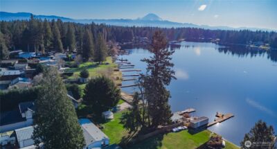 30961 E Lake Morton Drive SE, Kent, WA 98042 - Photo 3