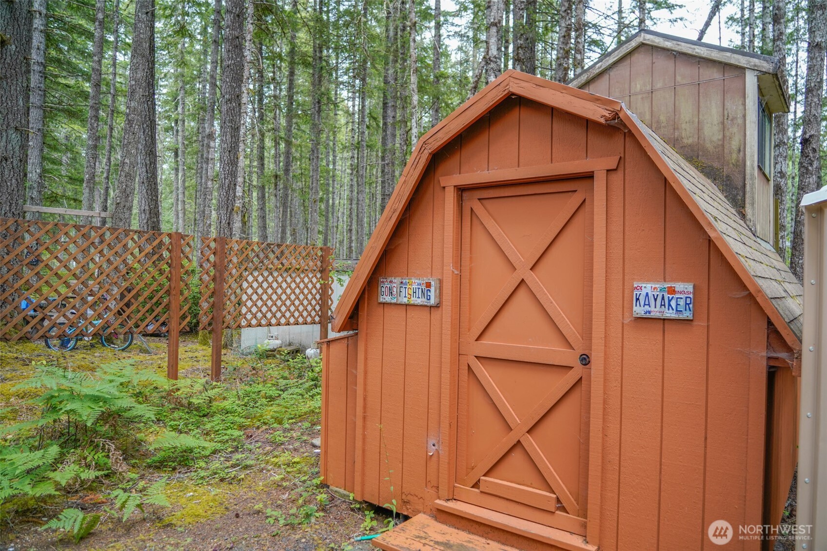 531 N Kokanee Ridge Drive , Hoodsport, WA 98548