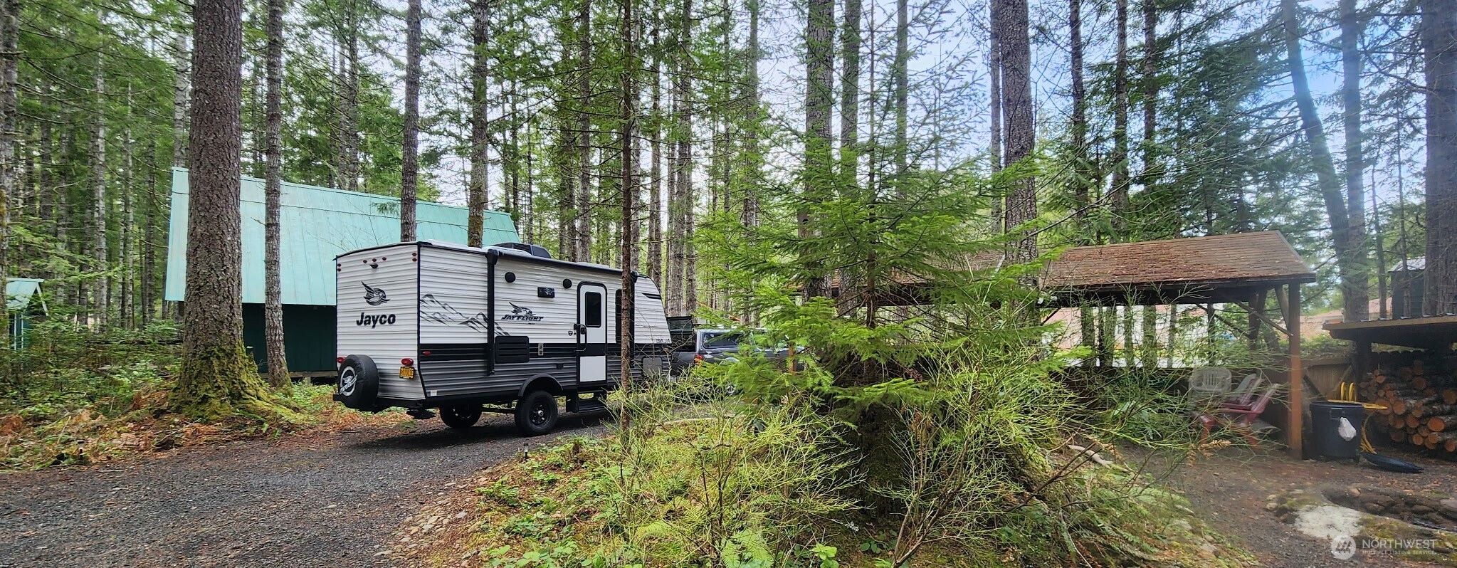 531 N Kokanee Ridge Drive , Hoodsport, WA 98548