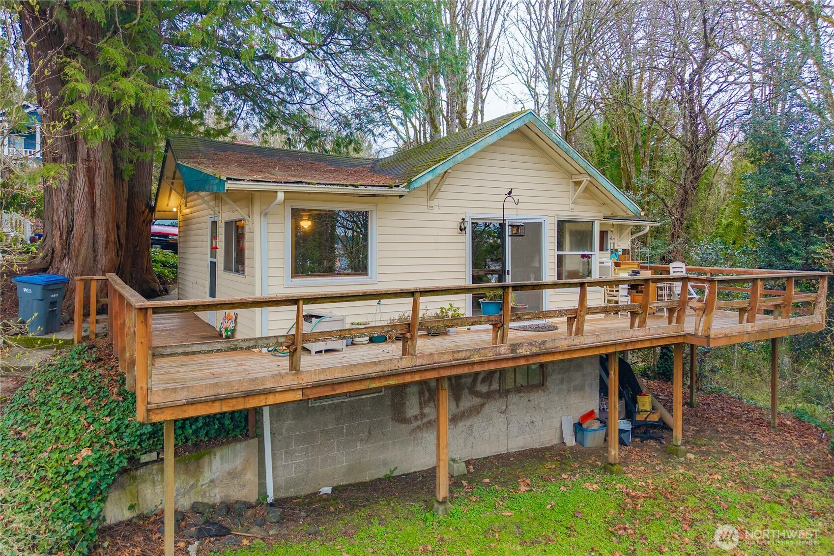 511 Division Street , Port Orchard, WA 98366