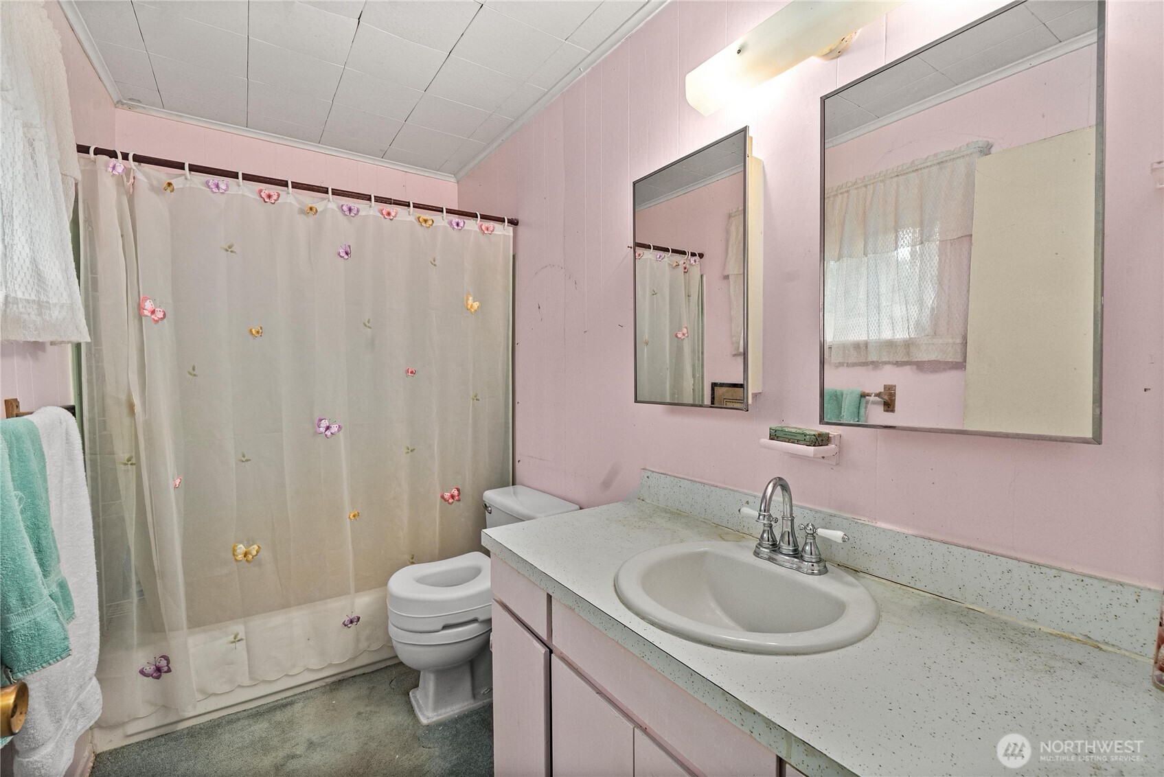 511 Division Street , Port Orchard, WA 98366