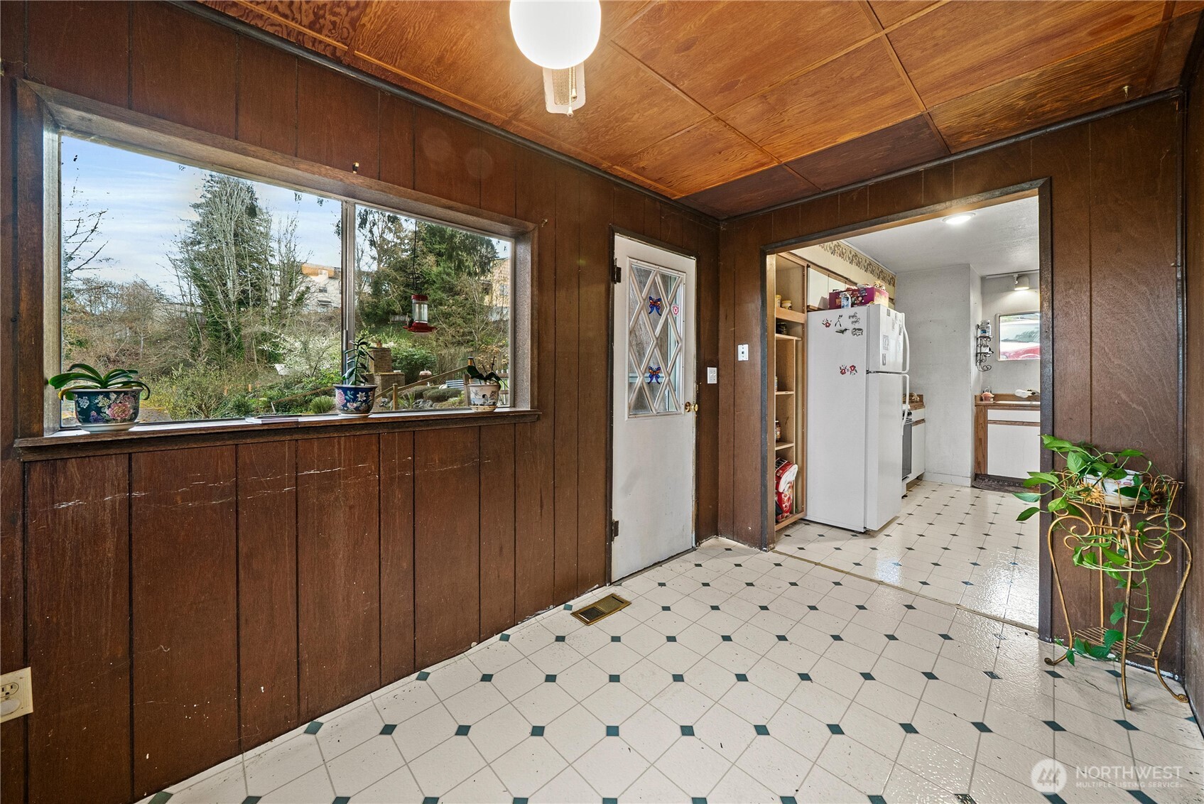 511 Division Street , Port Orchard, WA 98366