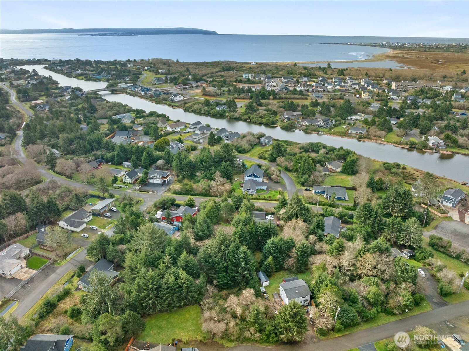855 Hake Court SW, Ocean Shores, WA 98569