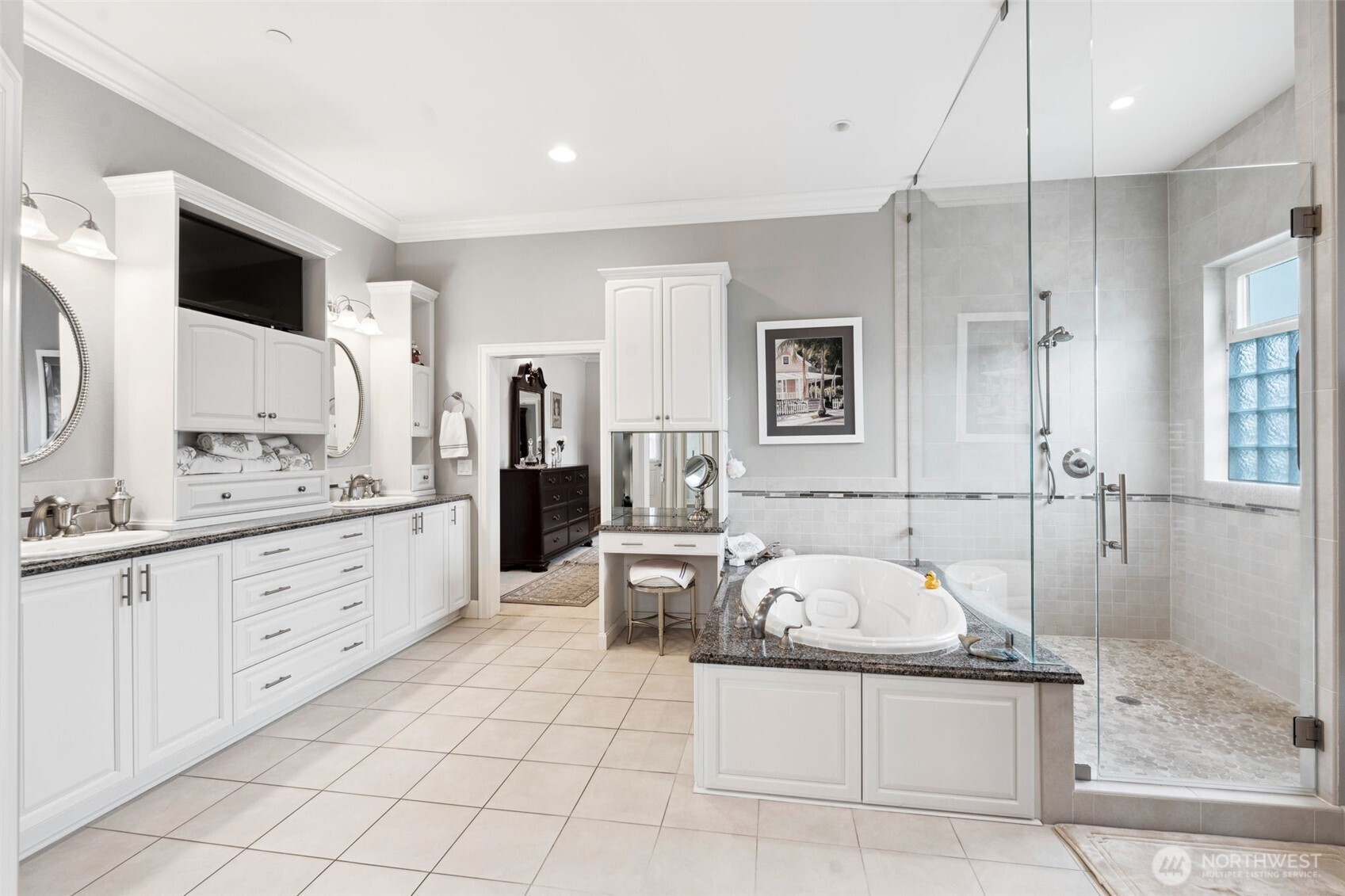 2567 Lewis River Road , Woodland, WA 98674