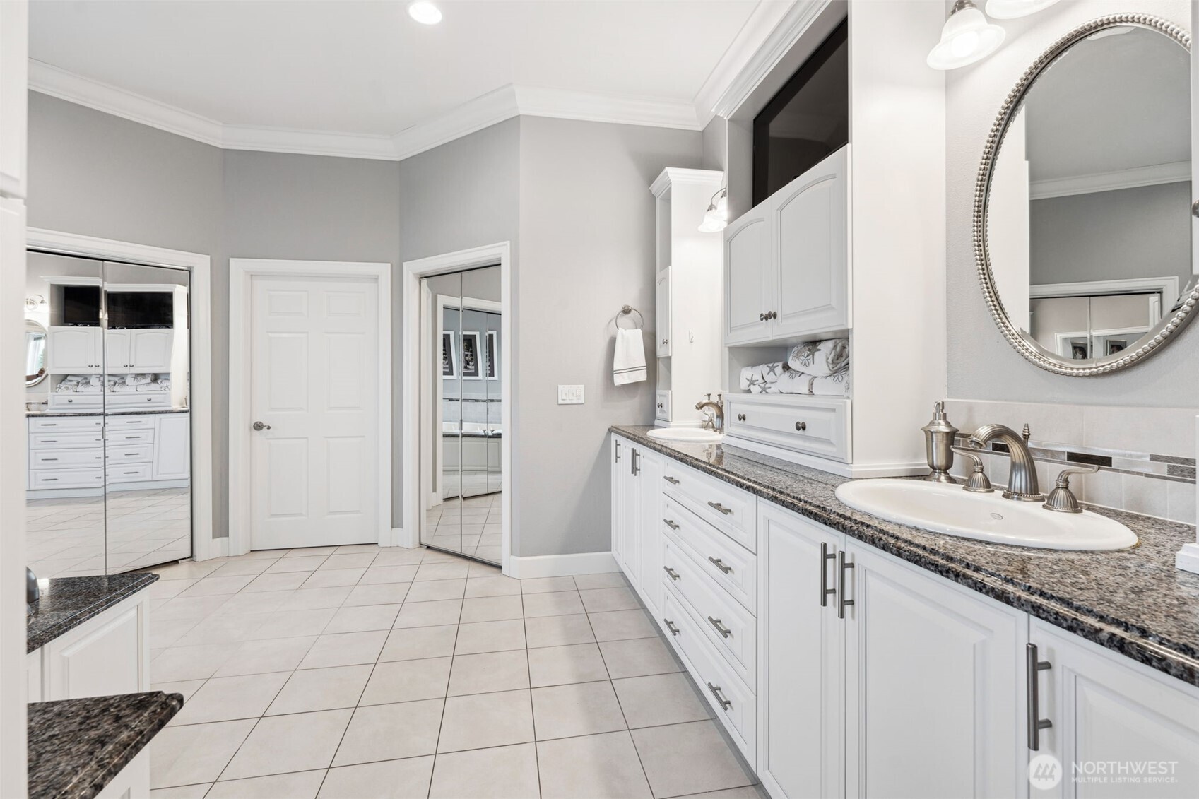 2567 Lewis River Road , Woodland, WA 98674