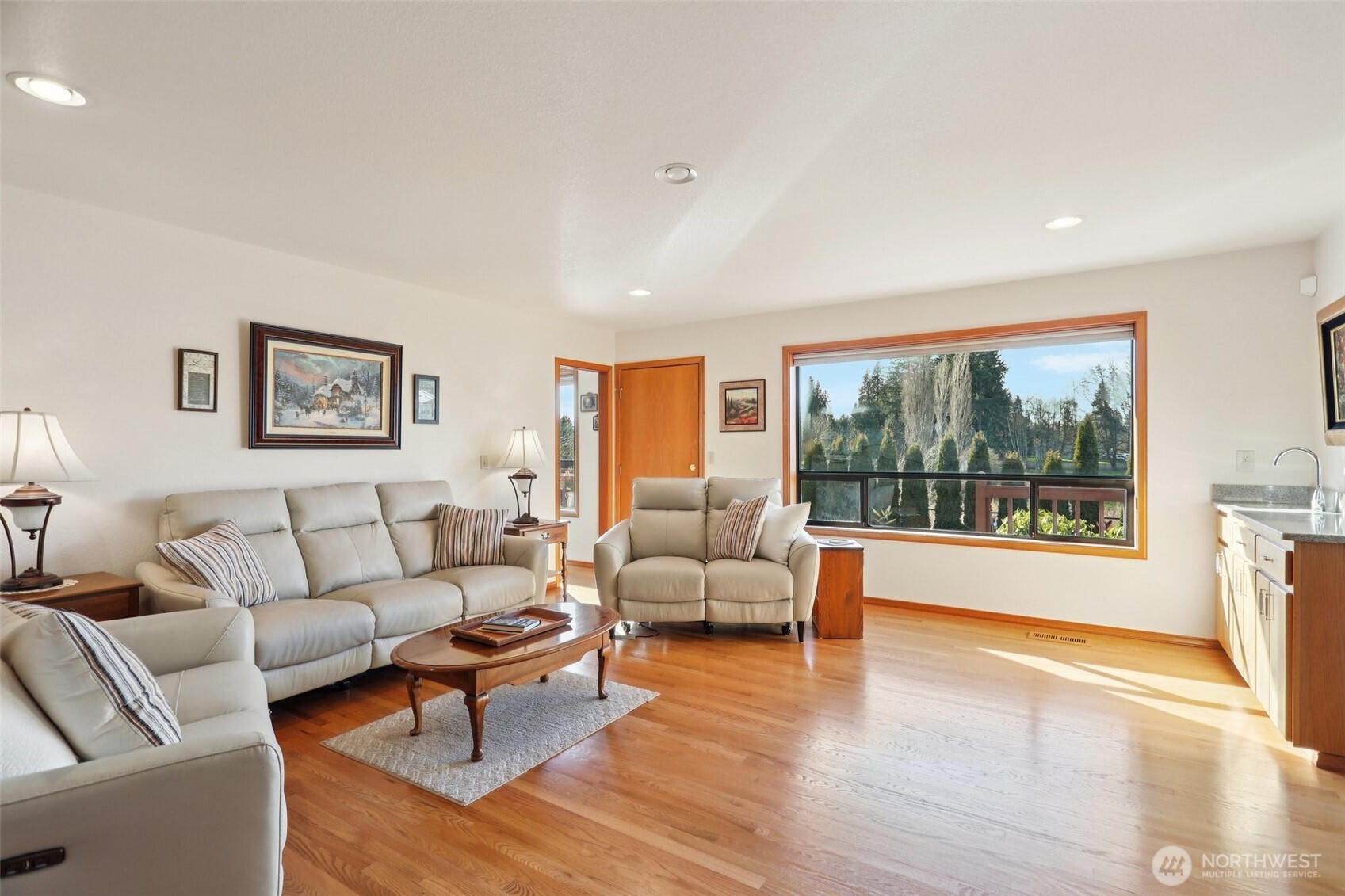 2910 13th Street SW, Puyallup, WA 98373