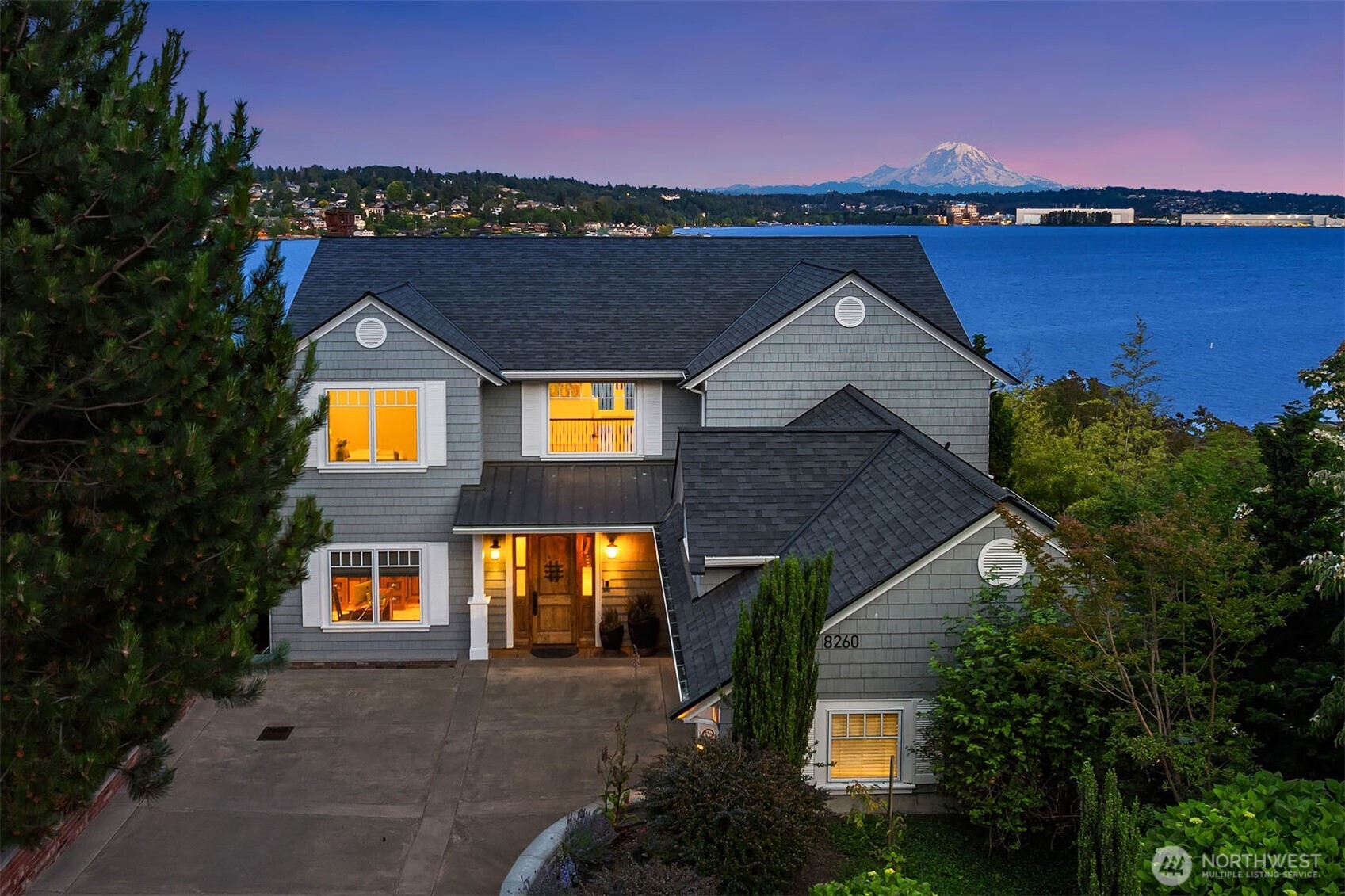 8260 Avalon Drive , Mercer Island, WA 98040