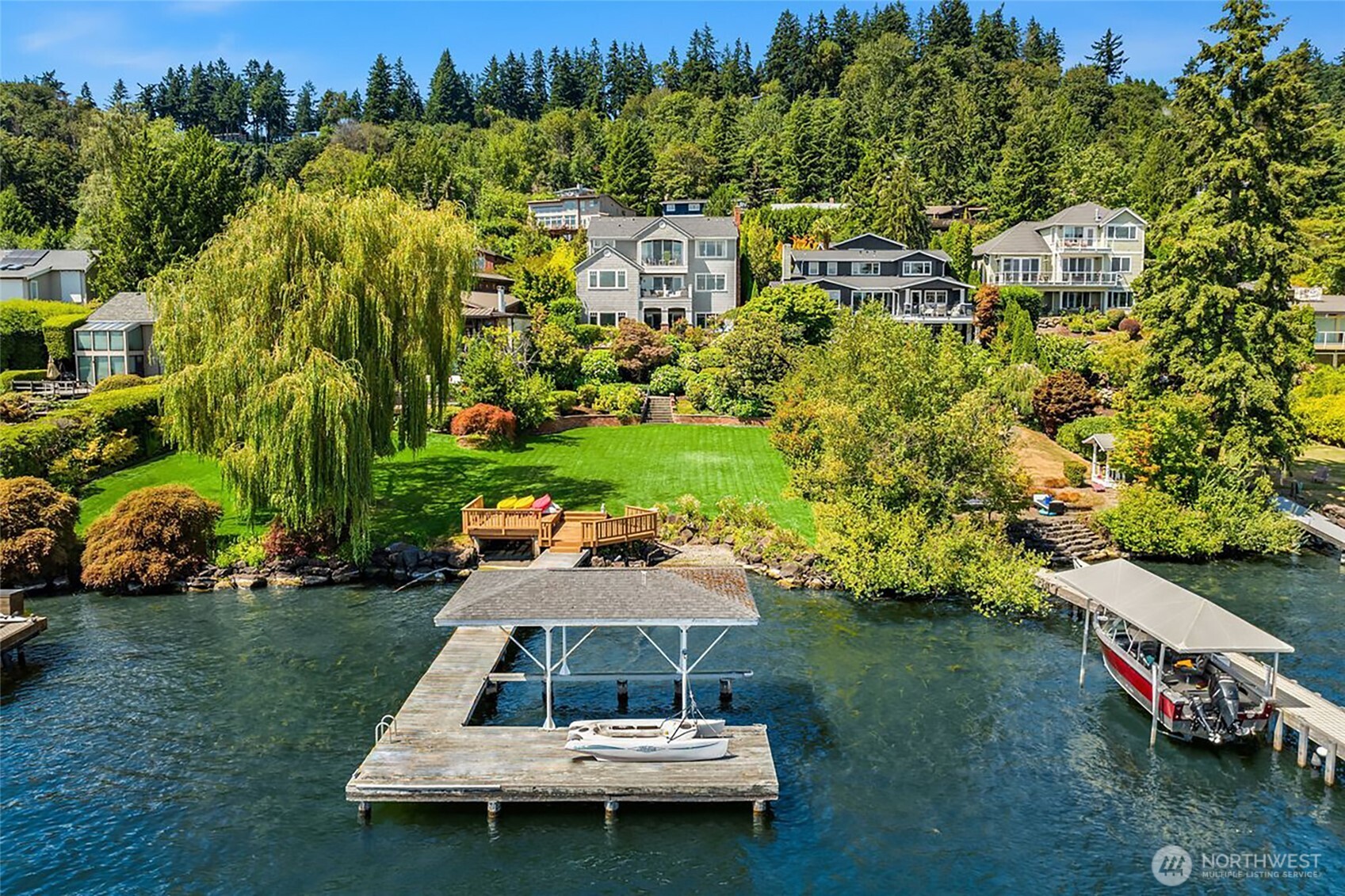 8260 Avalon Drive , Mercer Island, WA 98040