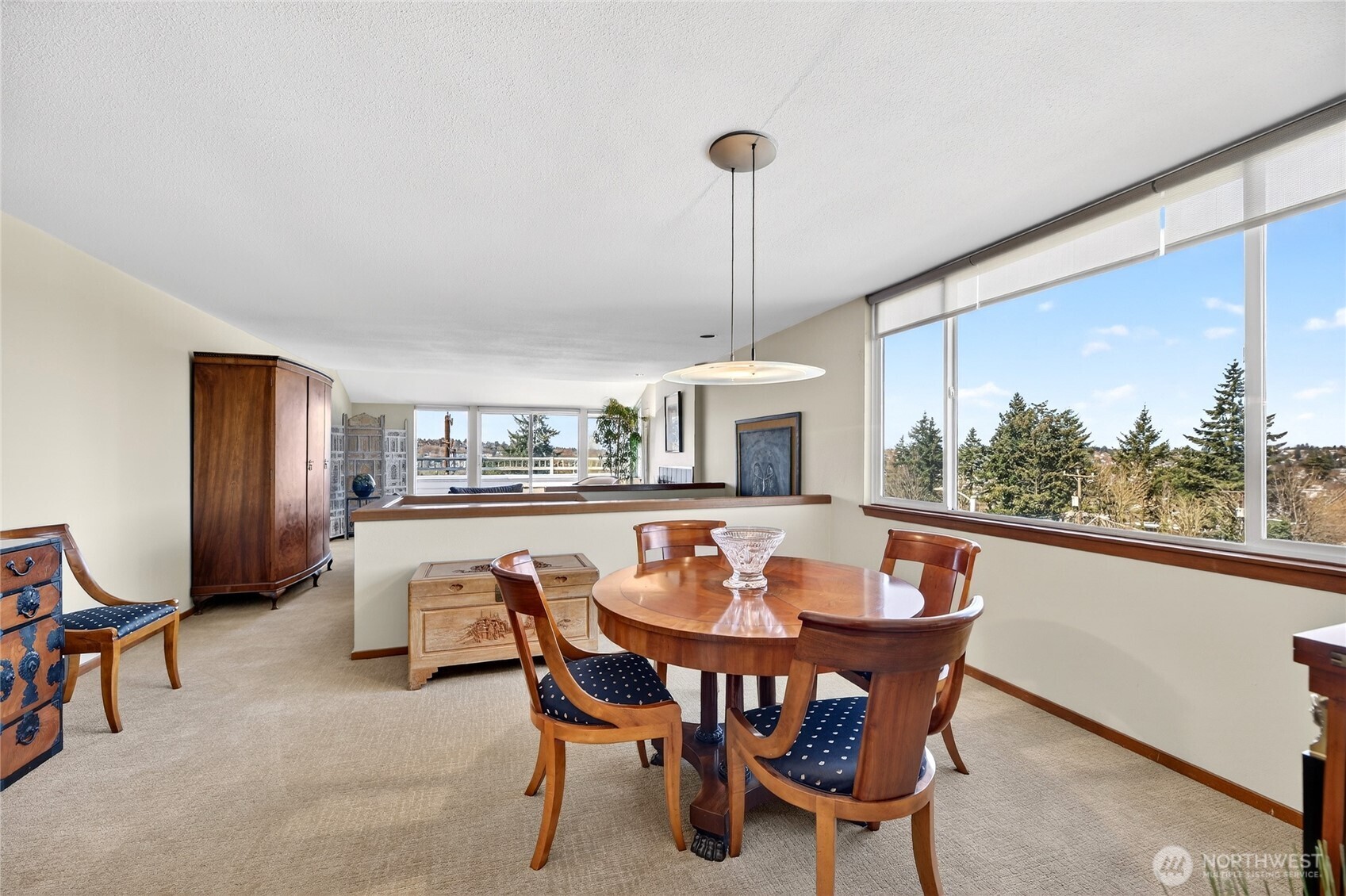 2350 10th Avenue E #201, Seattle, WA 98102