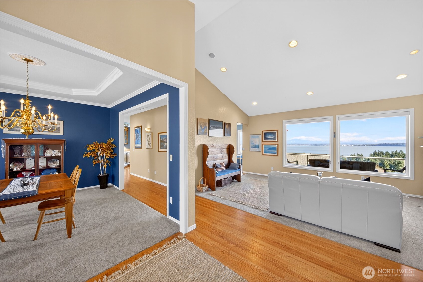 4621 Tanner View Drive , Clinton, WA 98236