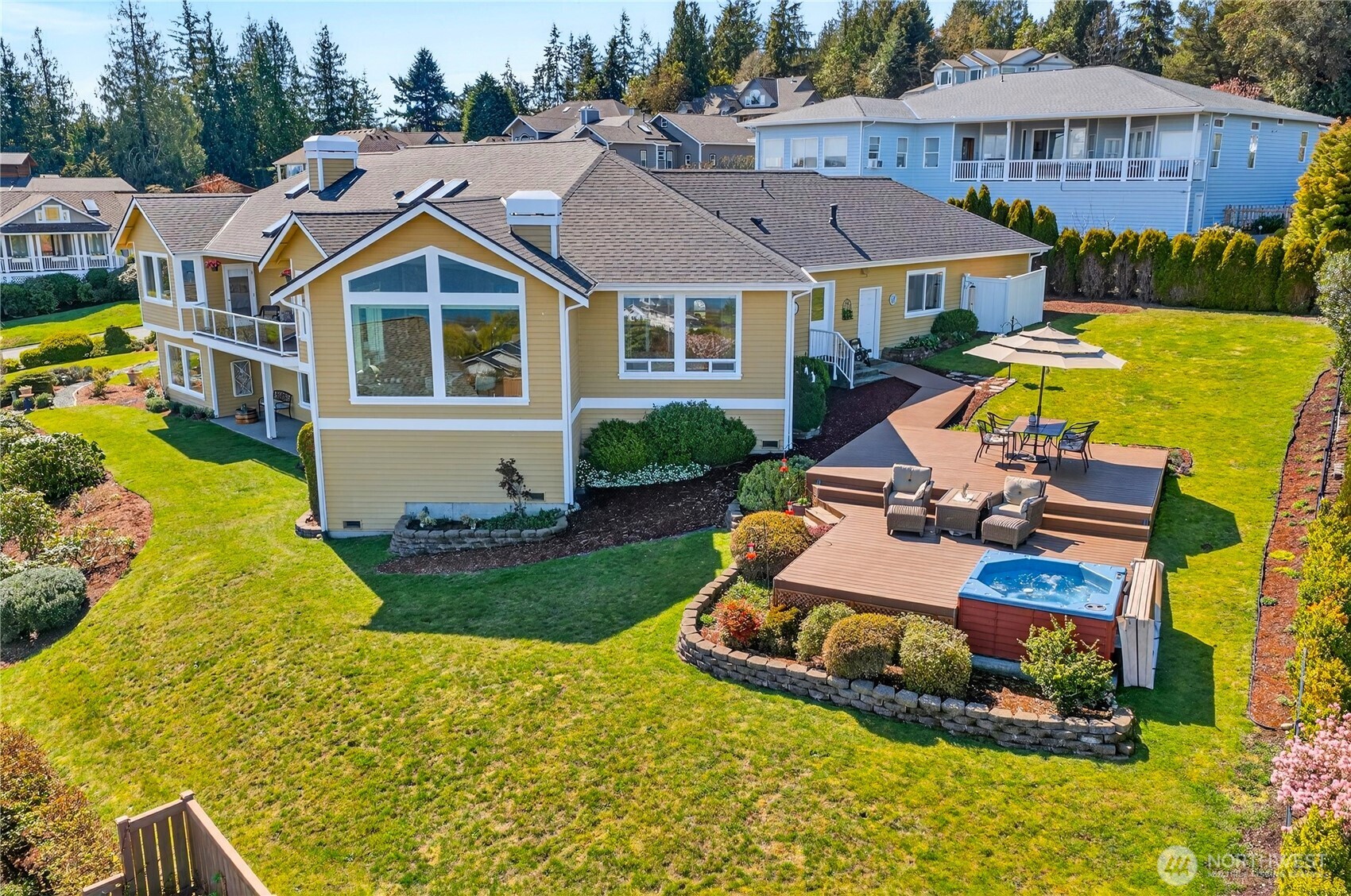 4621 Tanner View Drive , Clinton, WA 98236