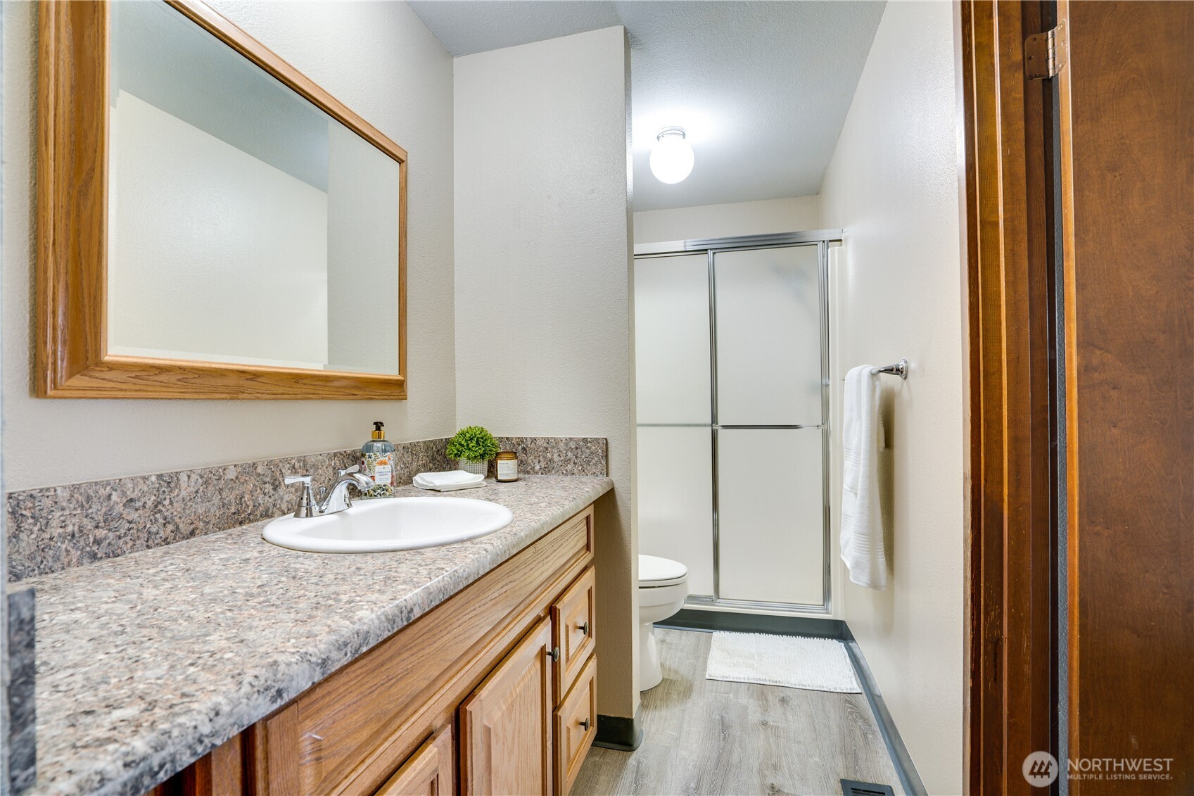 3023 Bridgeport Way W #B, University Place, WA 98466