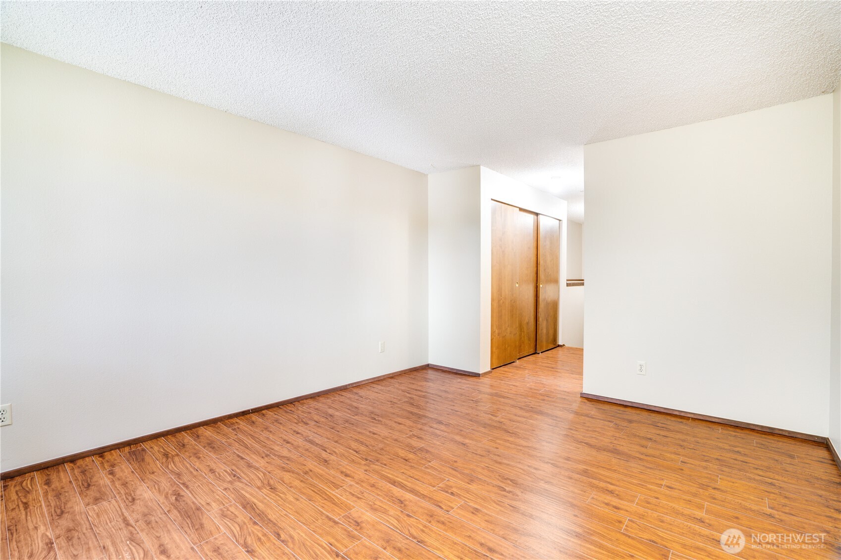 3023 Bridgeport Way W #B, University Place, WA 98466