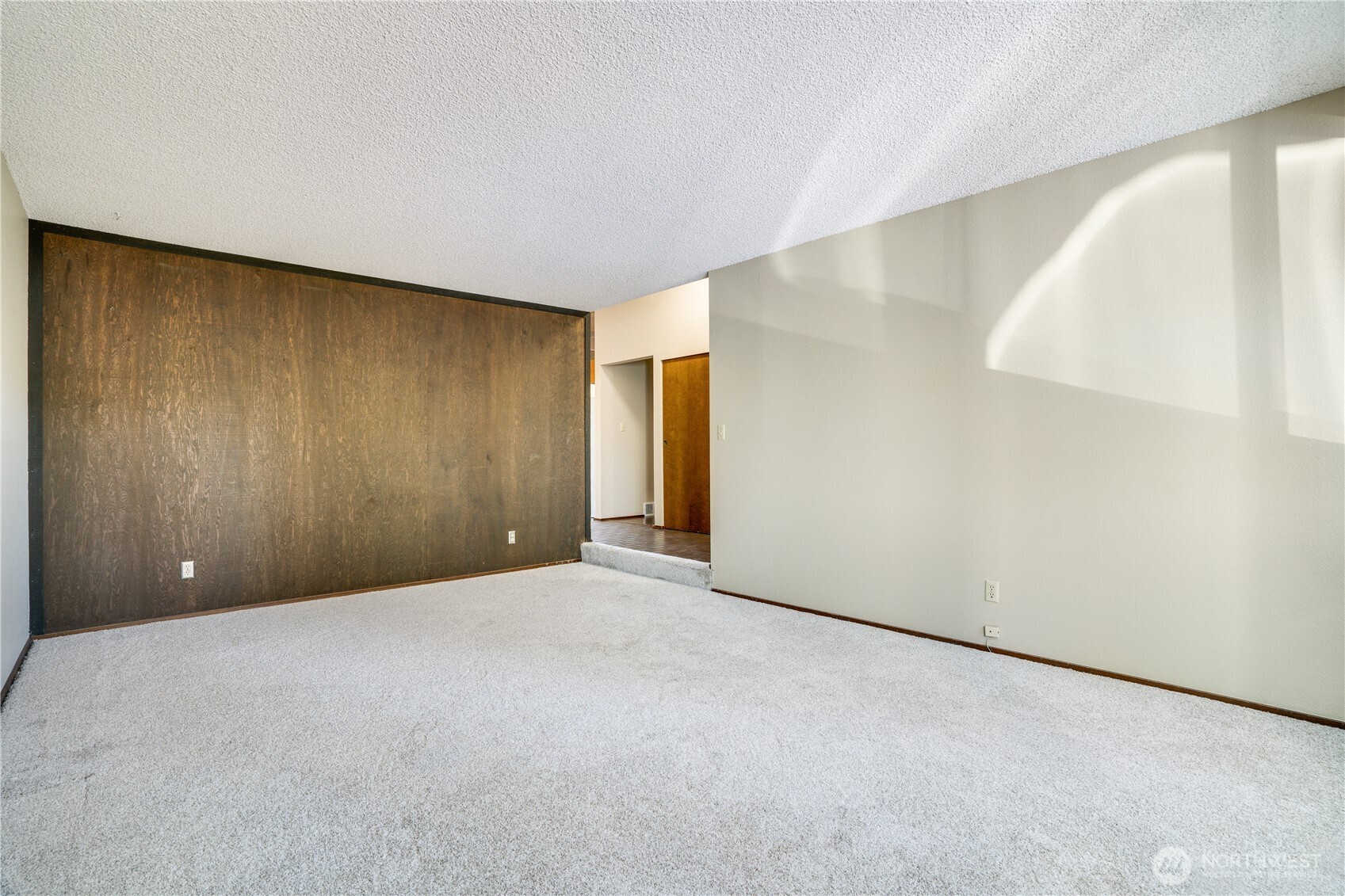 3023 Bridgeport Way W #B, University Place, WA 98466