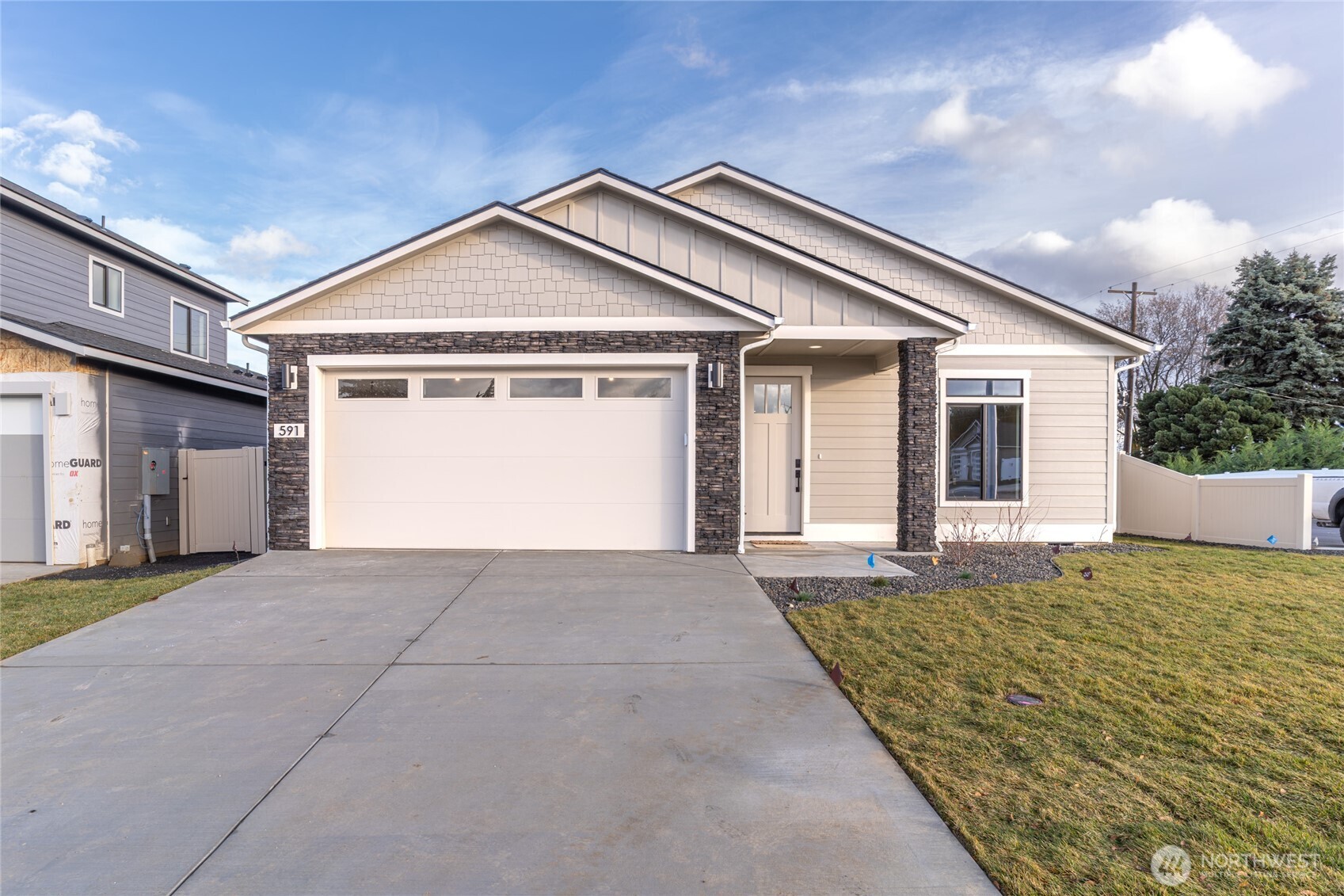 544 S Oasis Loop #Lot 21, East Wenatchee, WA 98802