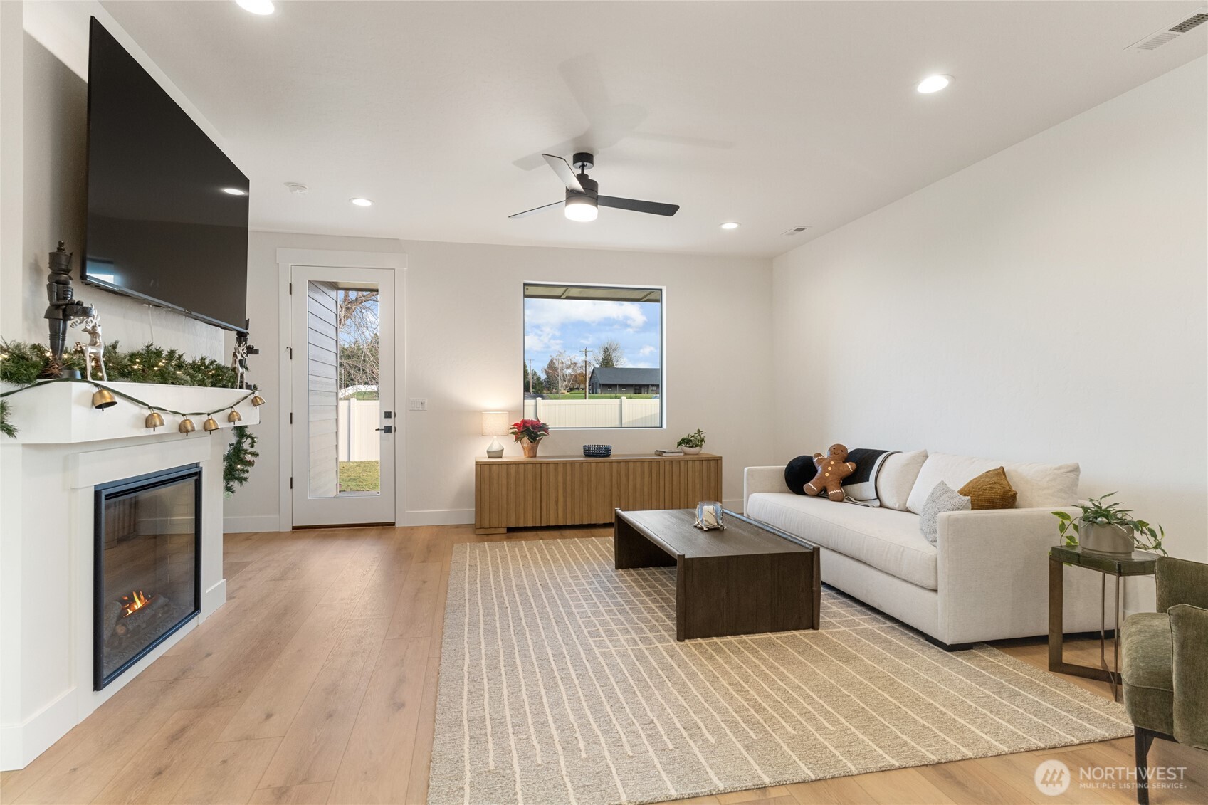 544 S Oasis Loop #Lot 21, East Wenatchee, WA 98802