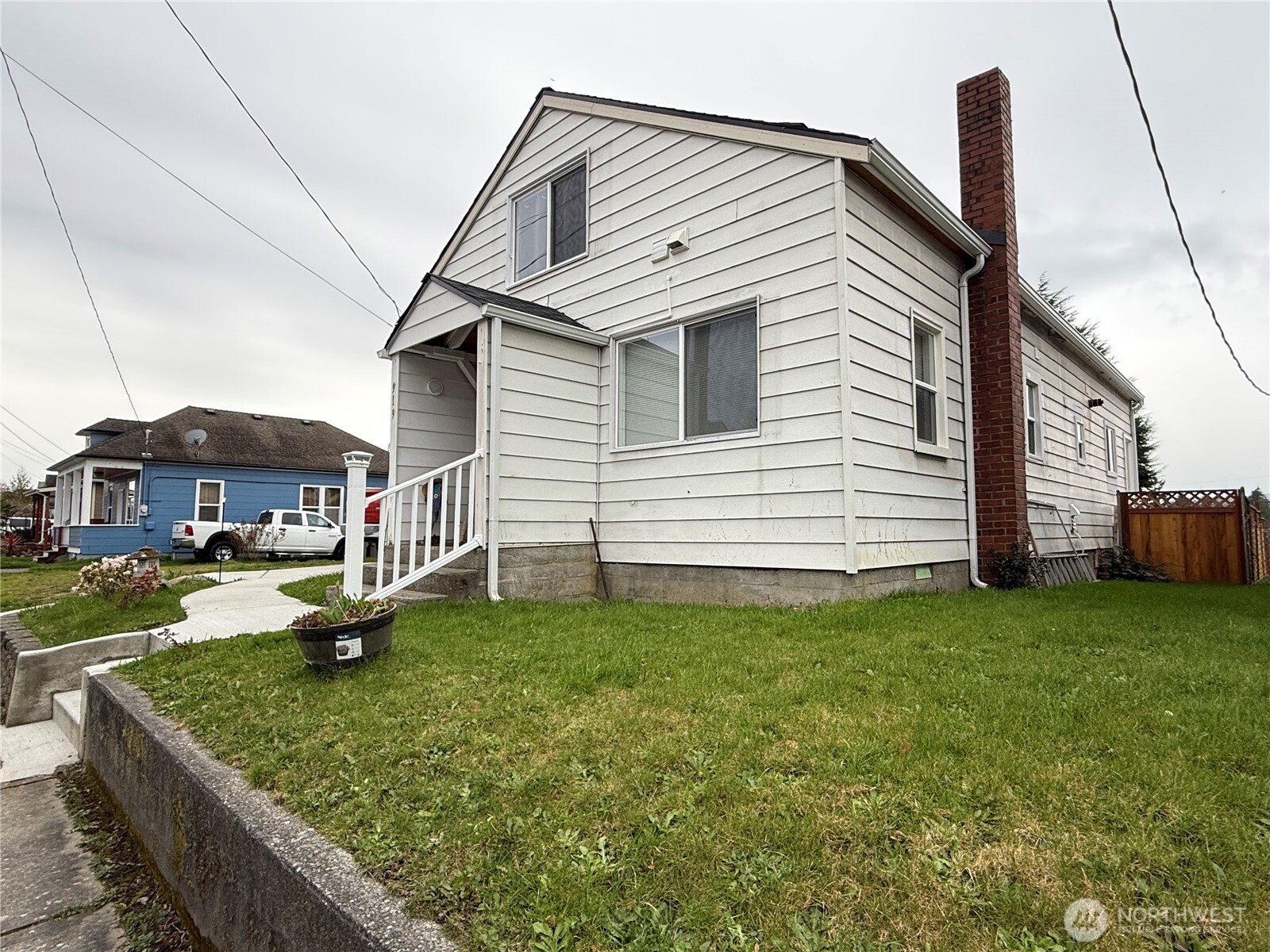 919 Pacific Avenue , Bremerton, WA 98337