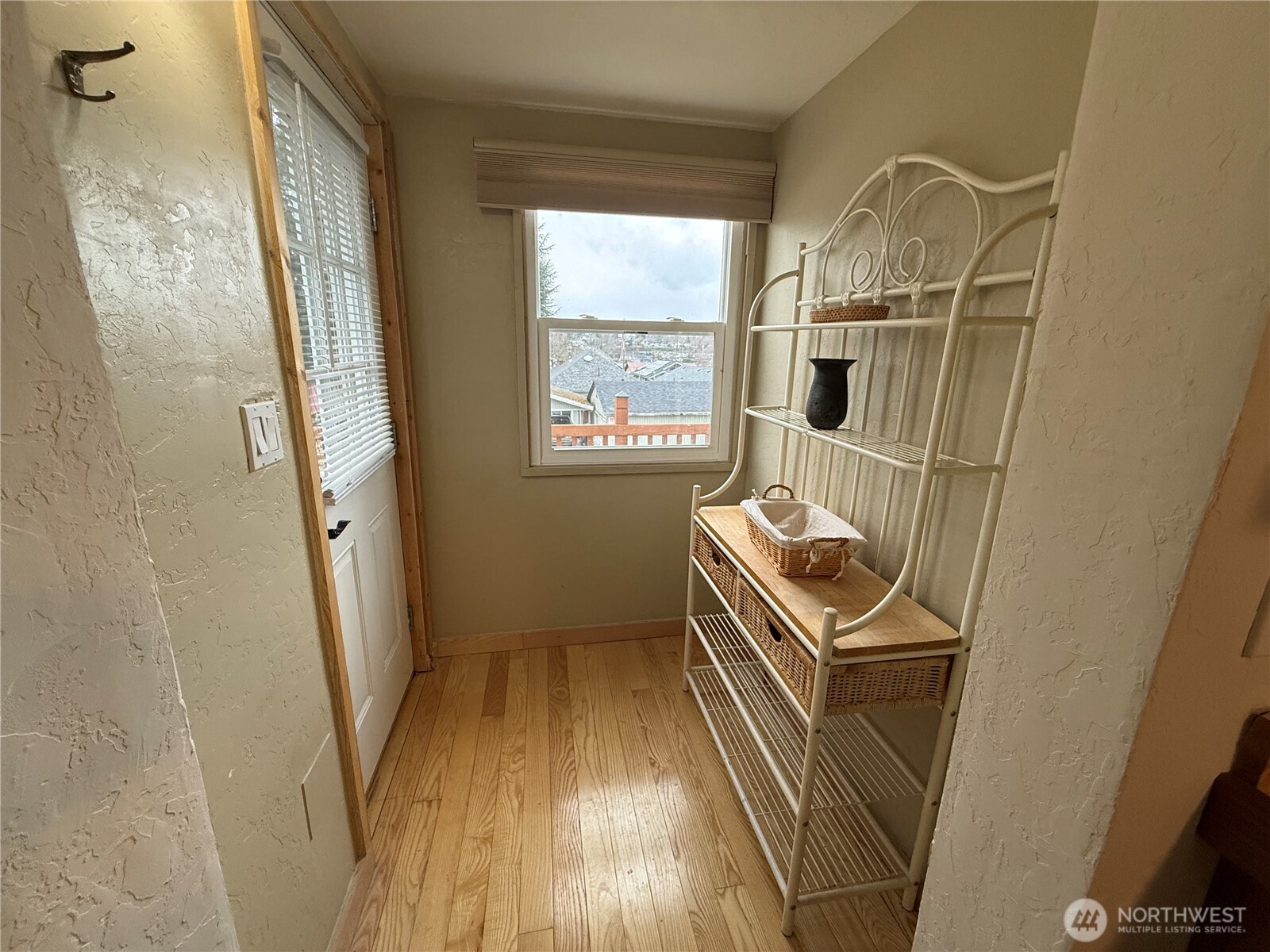 919 Pacific Avenue , Bremerton, WA 98337